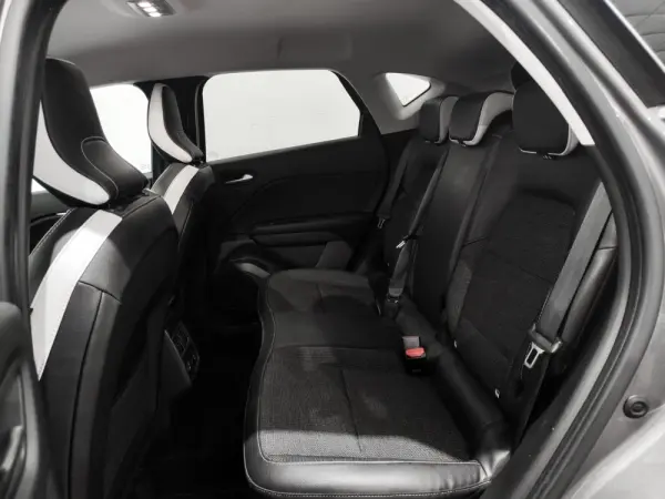 Renault Captur 1.0 TCe Techno 5