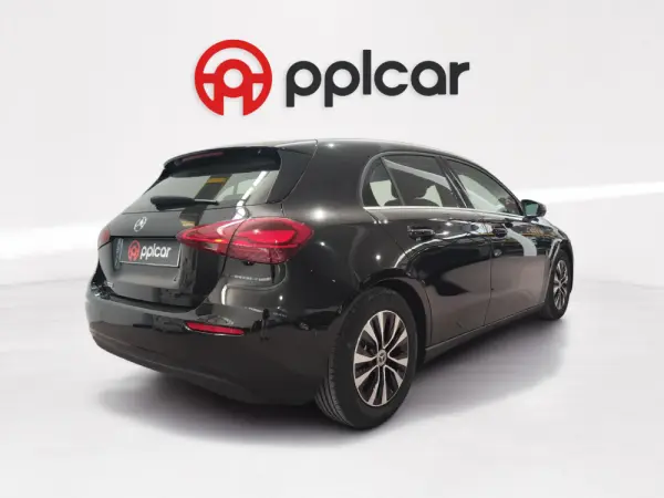 Mercedes-Benz A 200 Standard 2