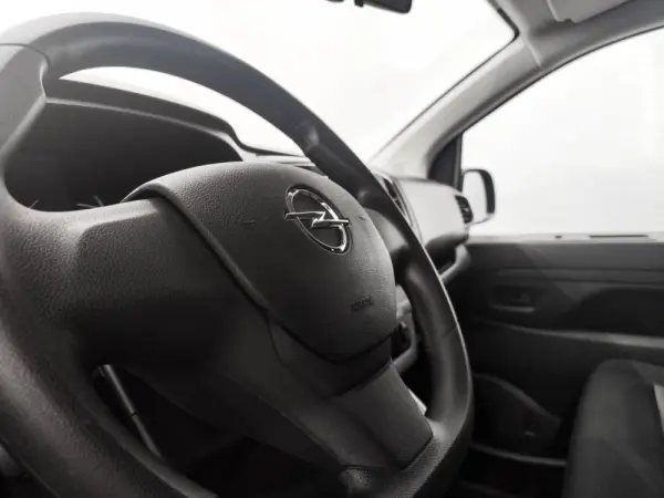Opel Vivaro-e 75 kWh L2H1 8