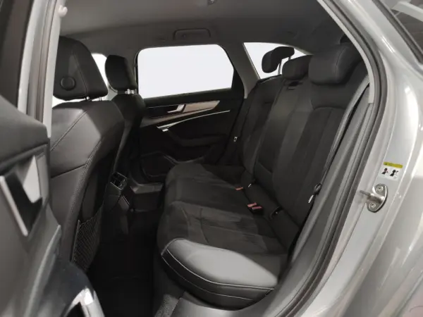 Audi A6 Avant 40 TDI Sport S tronic 10
