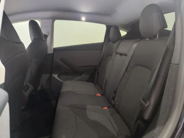 Tesla Model Y Tração Traseira 6