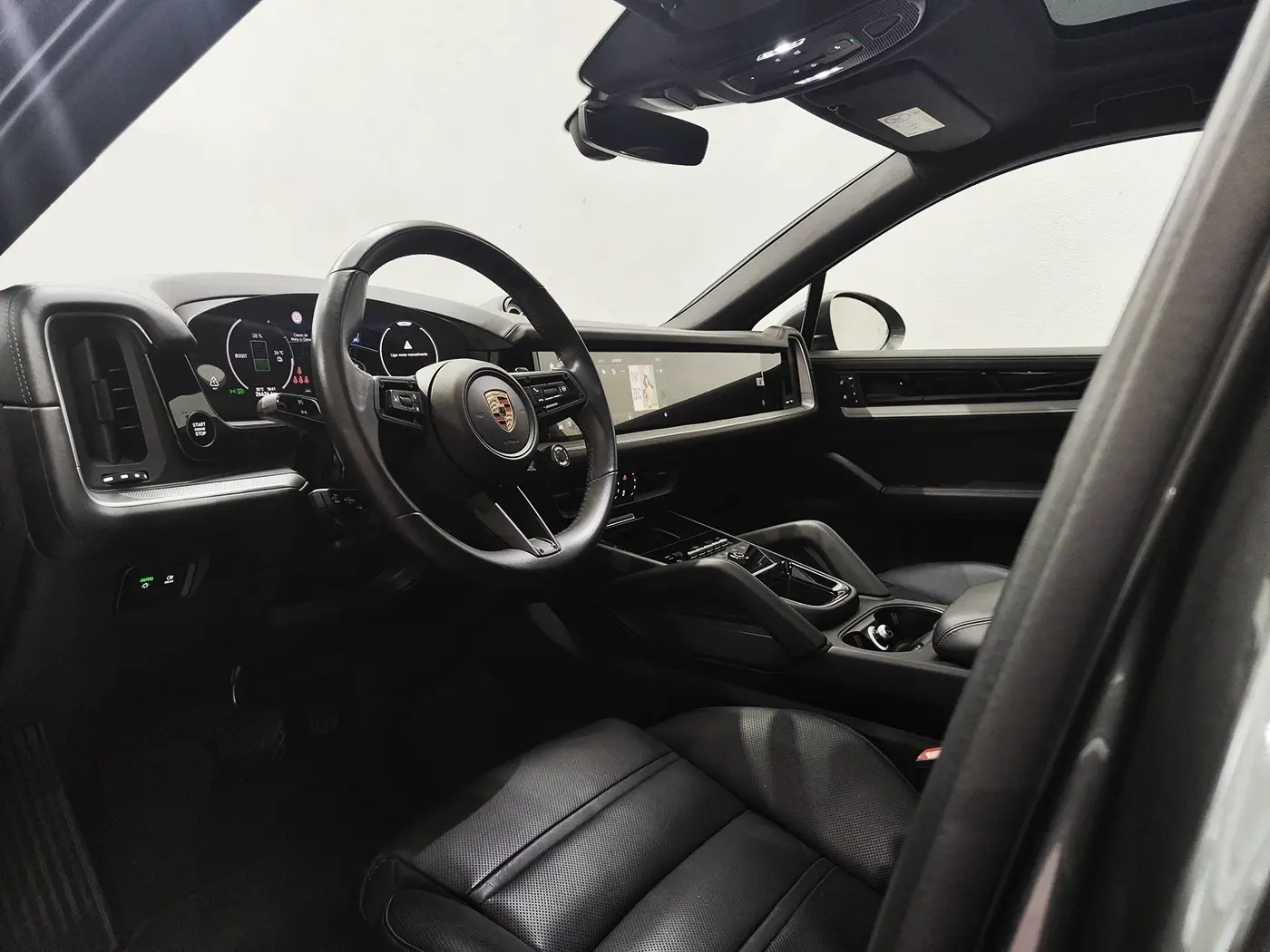 Porsche Cayenne Coupé E-Hybrid 13