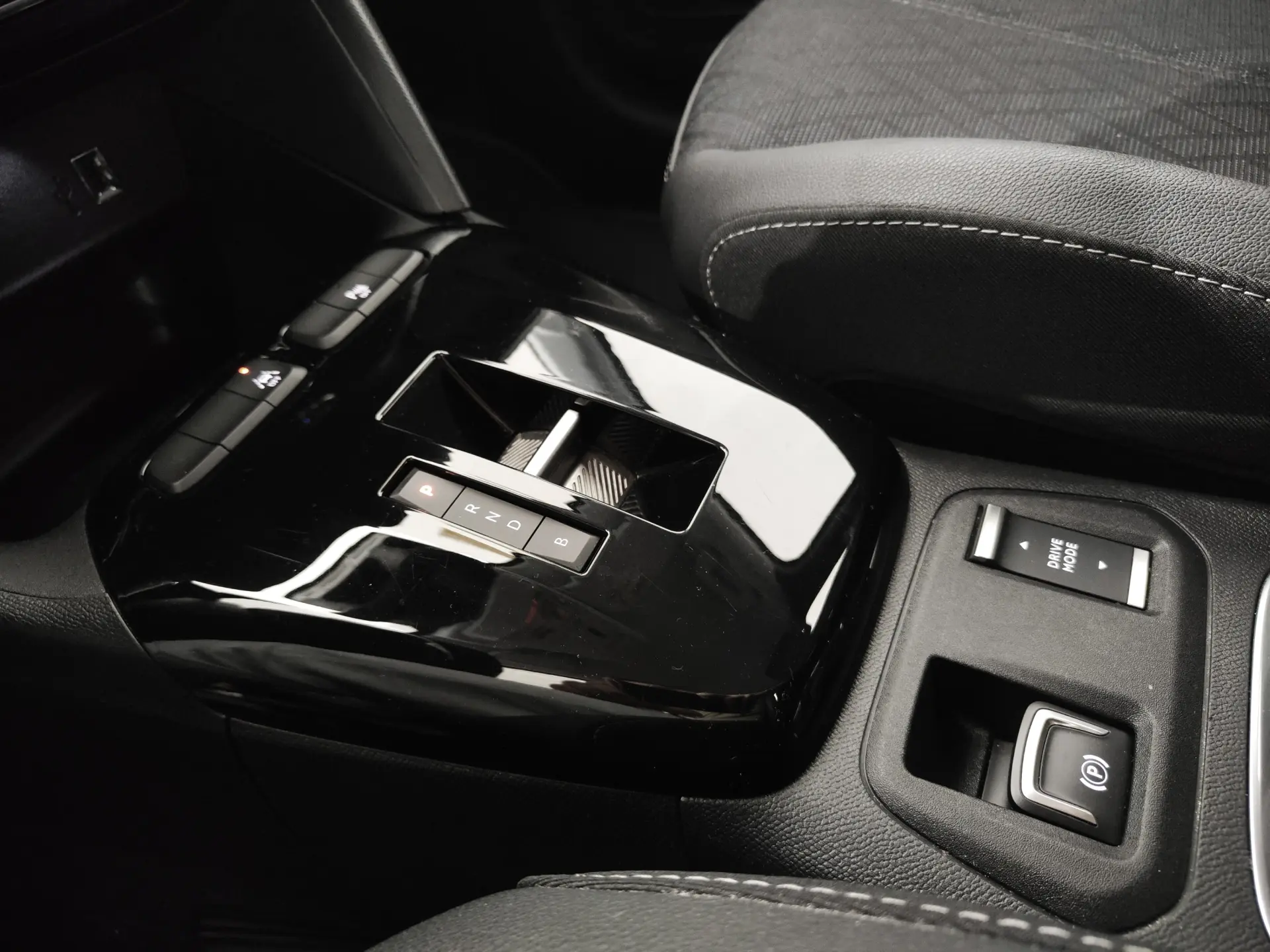 Opel Corsa-e 50 kWh 16
