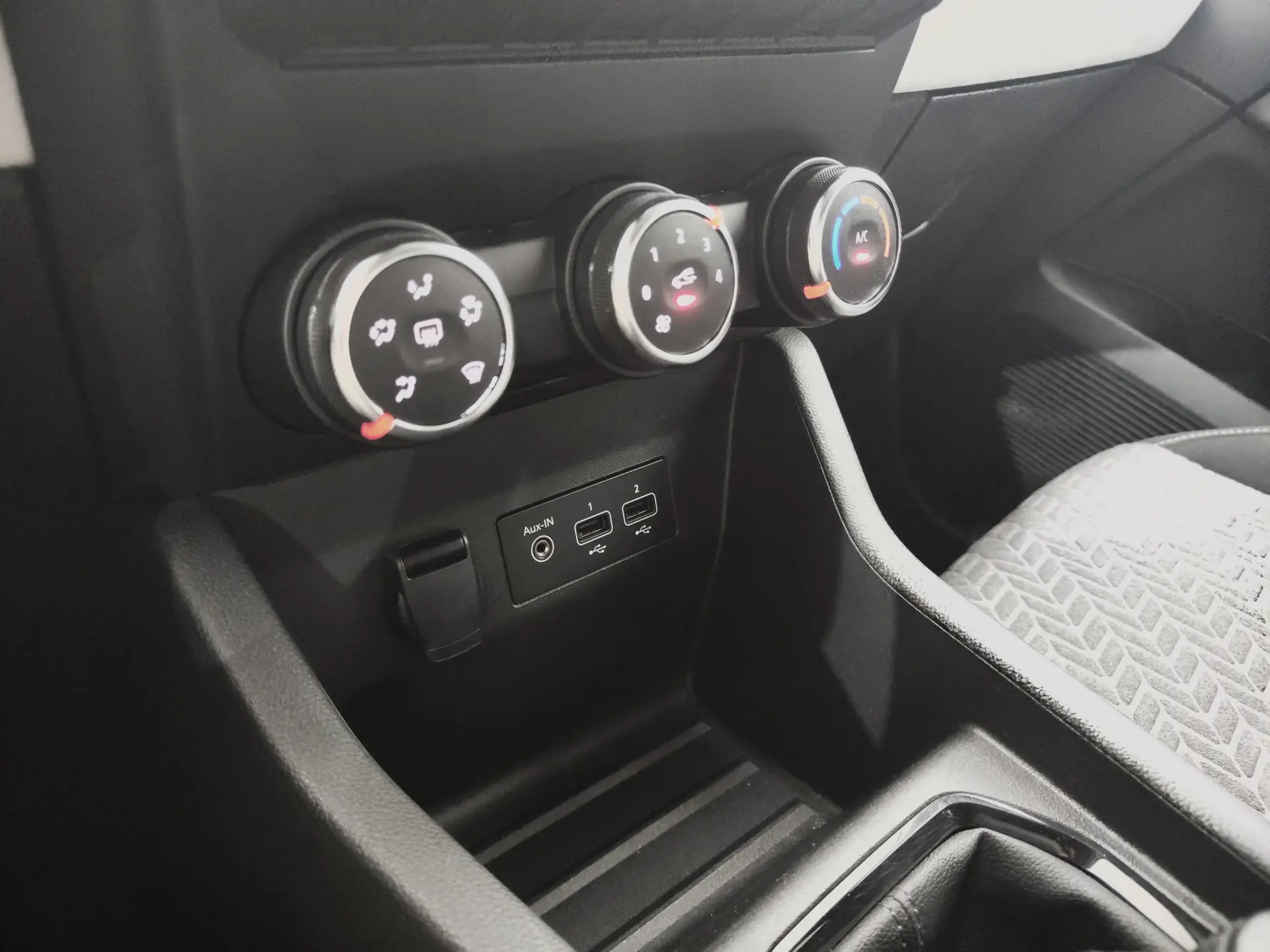 Renault Clio 1.0 TCe Limited 12