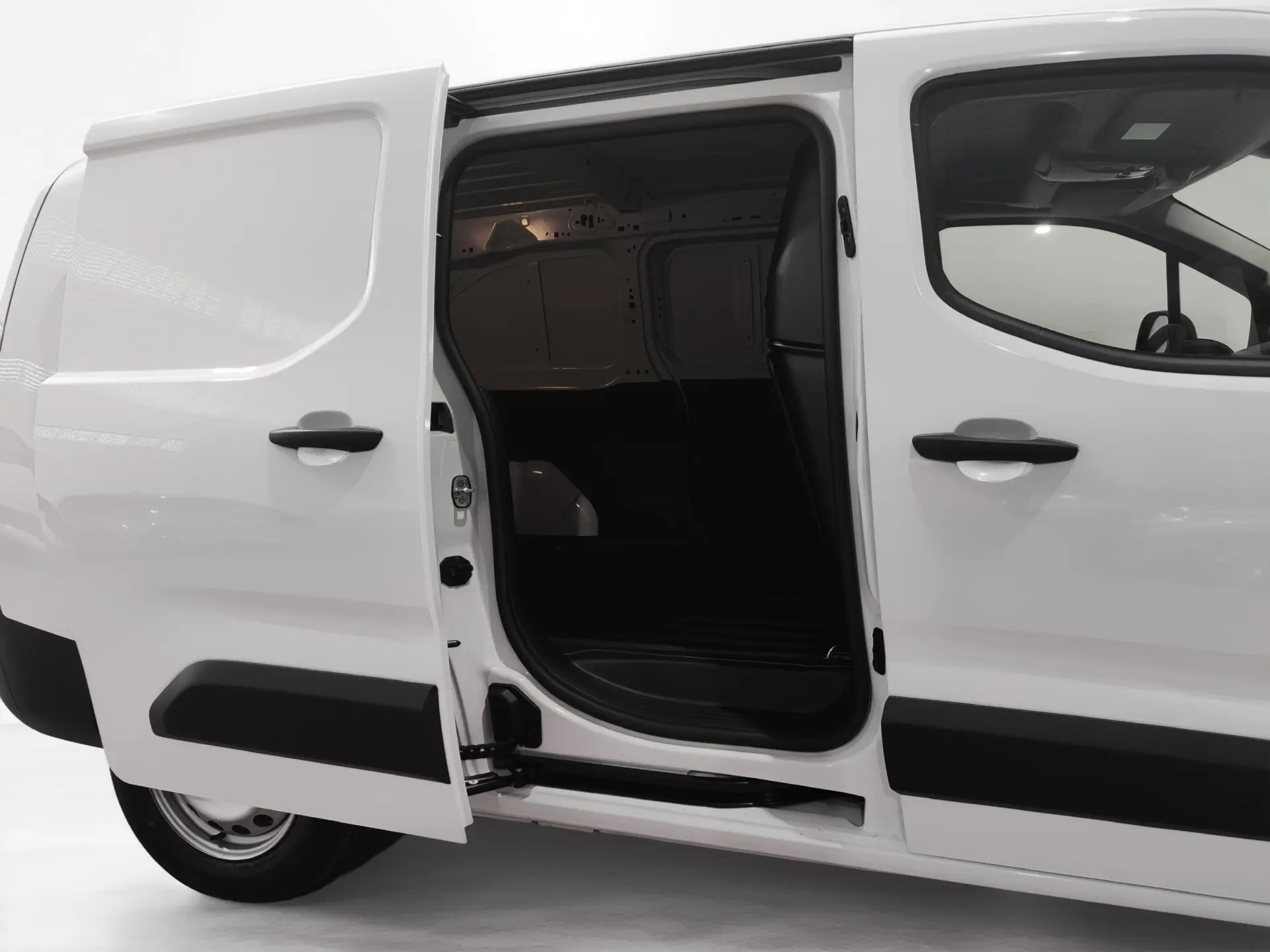 Peugeot e-Partner XL Eletrico 136cv - Bateria 50kwh 5