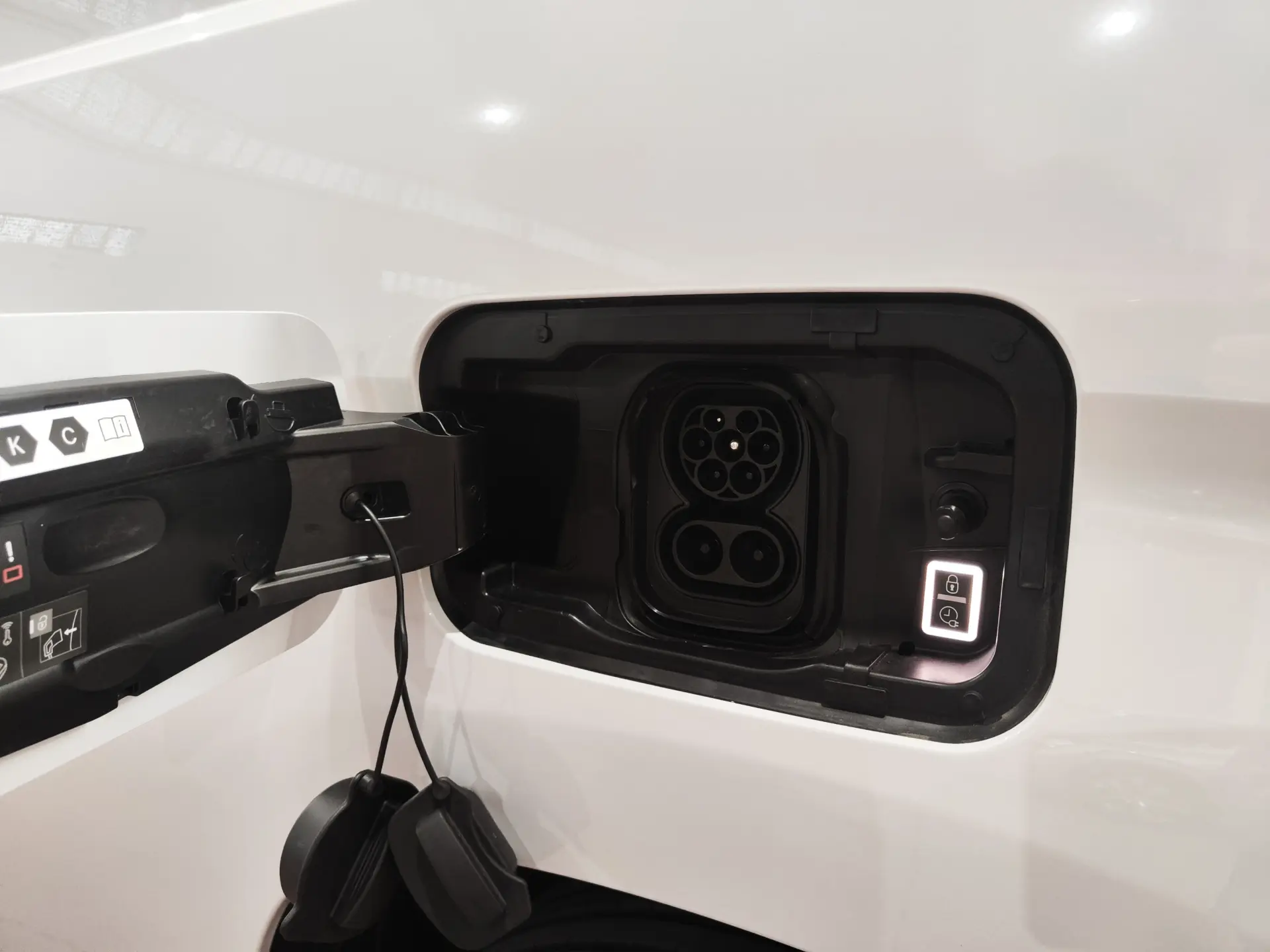 Peugeot e-Partner XL Eletrico 136cv - Bateria 50kwh 6