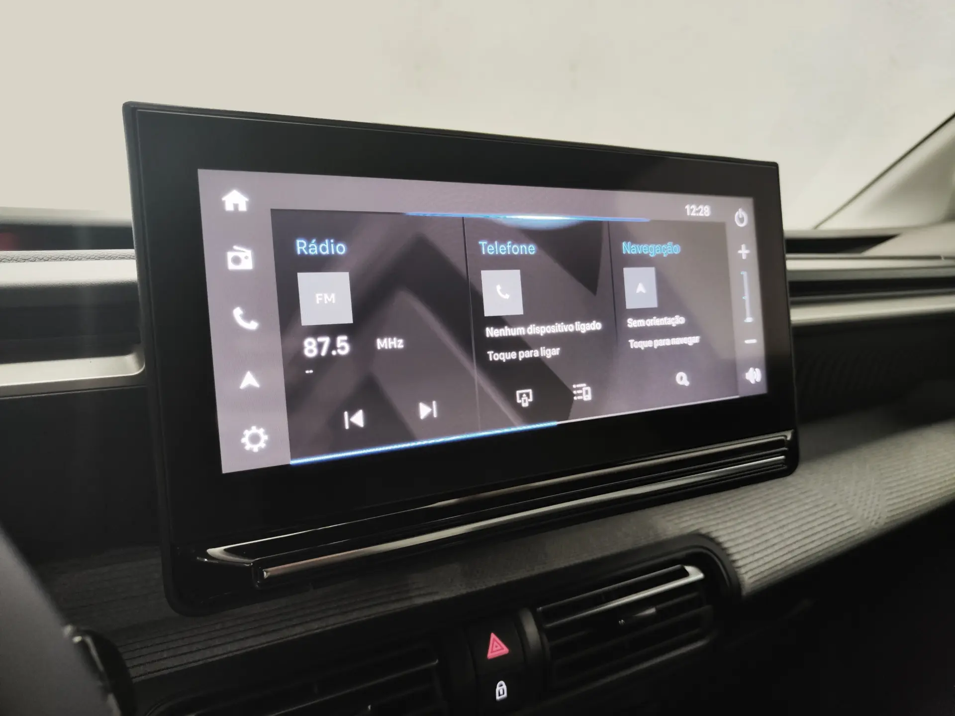 Citroen e-C3 44 kWh Autonomia Conforto Max 18