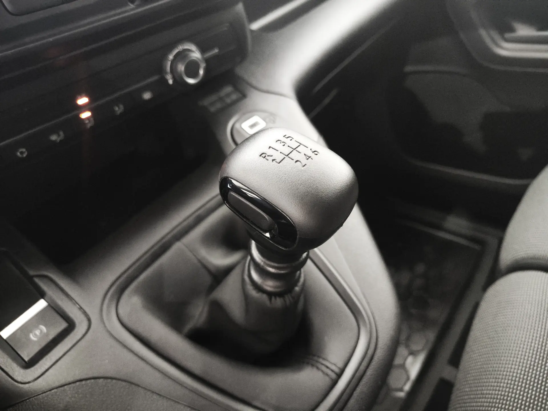 Opel Combo 1.5 CDTi Edition 15
