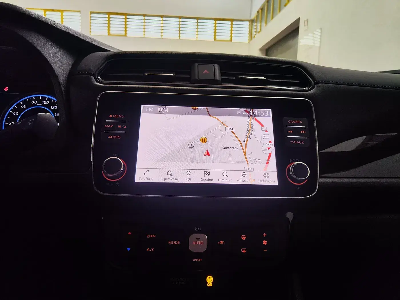 Nissan Leaf N-Connecta 20