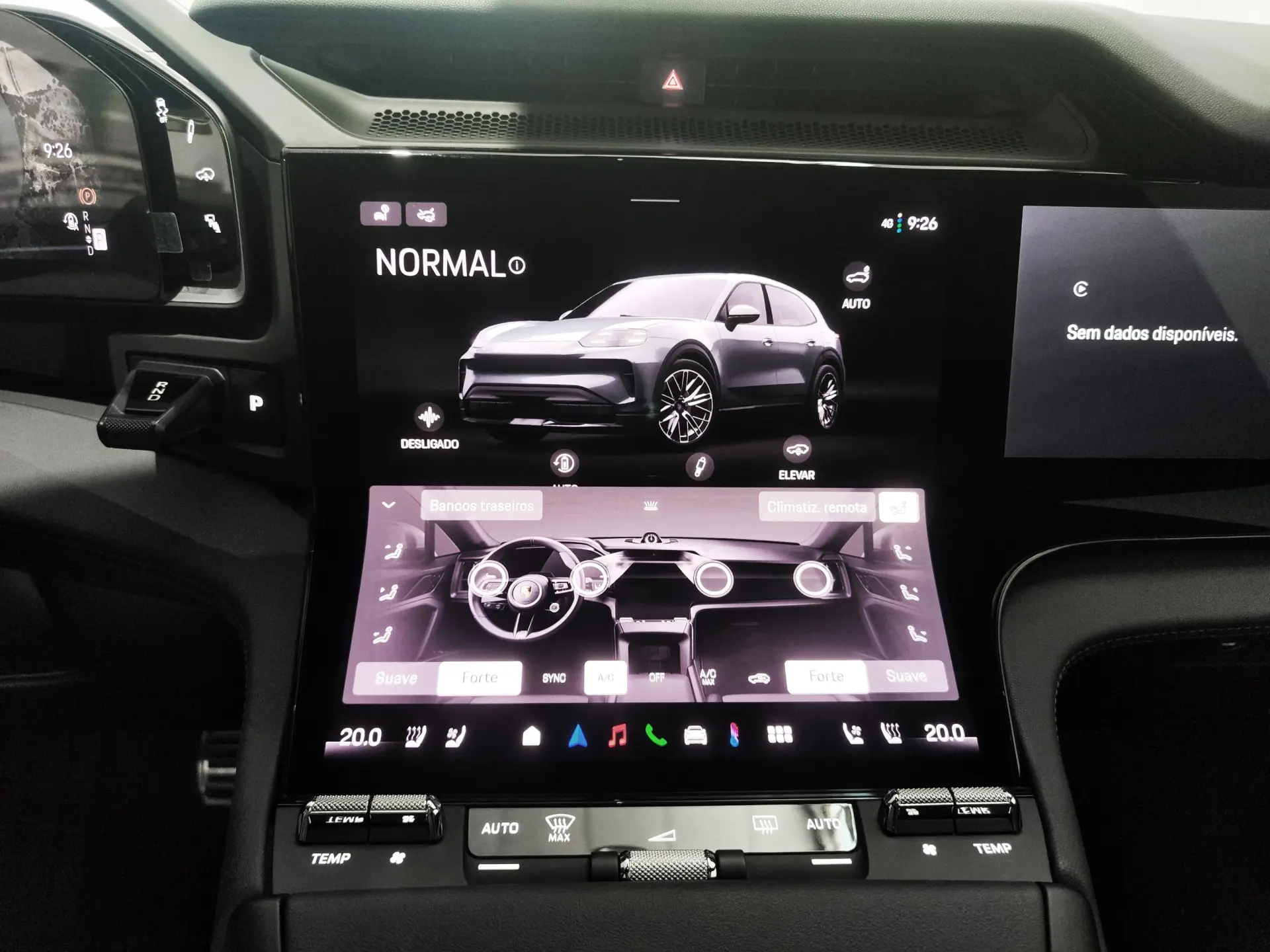 Porsche Cayenne Electric 23