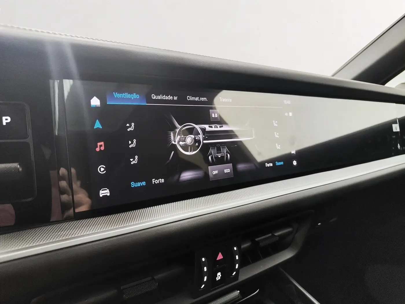 Porsche Cayenne Coupé E-Hybrid 28