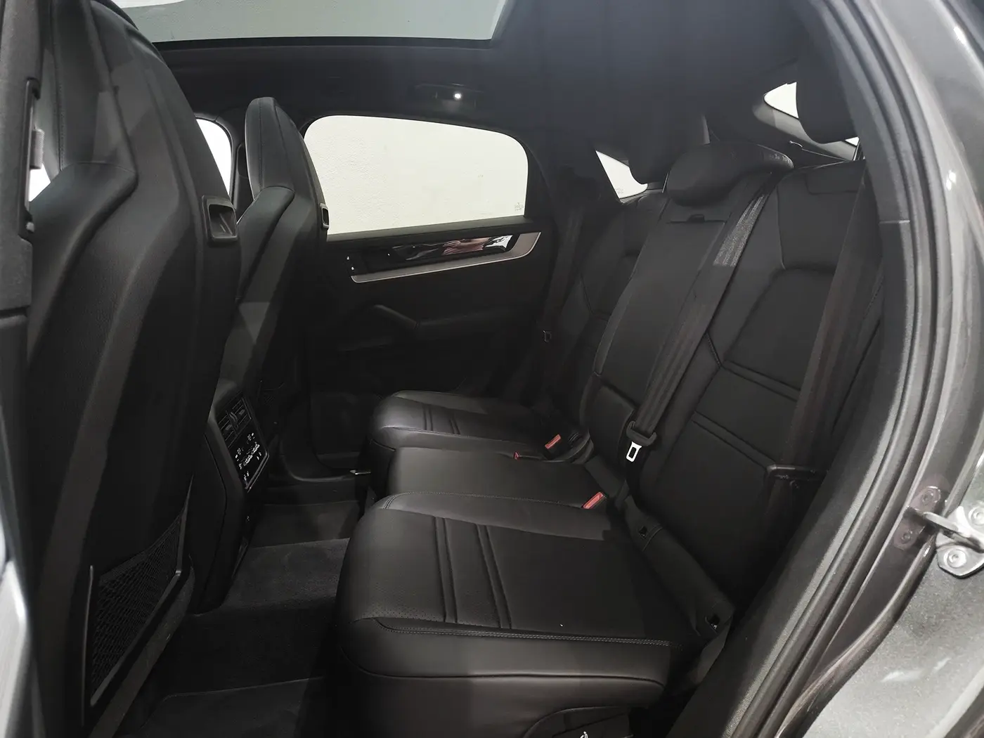 Porsche Cayenne Coupé E-Hybrid 10