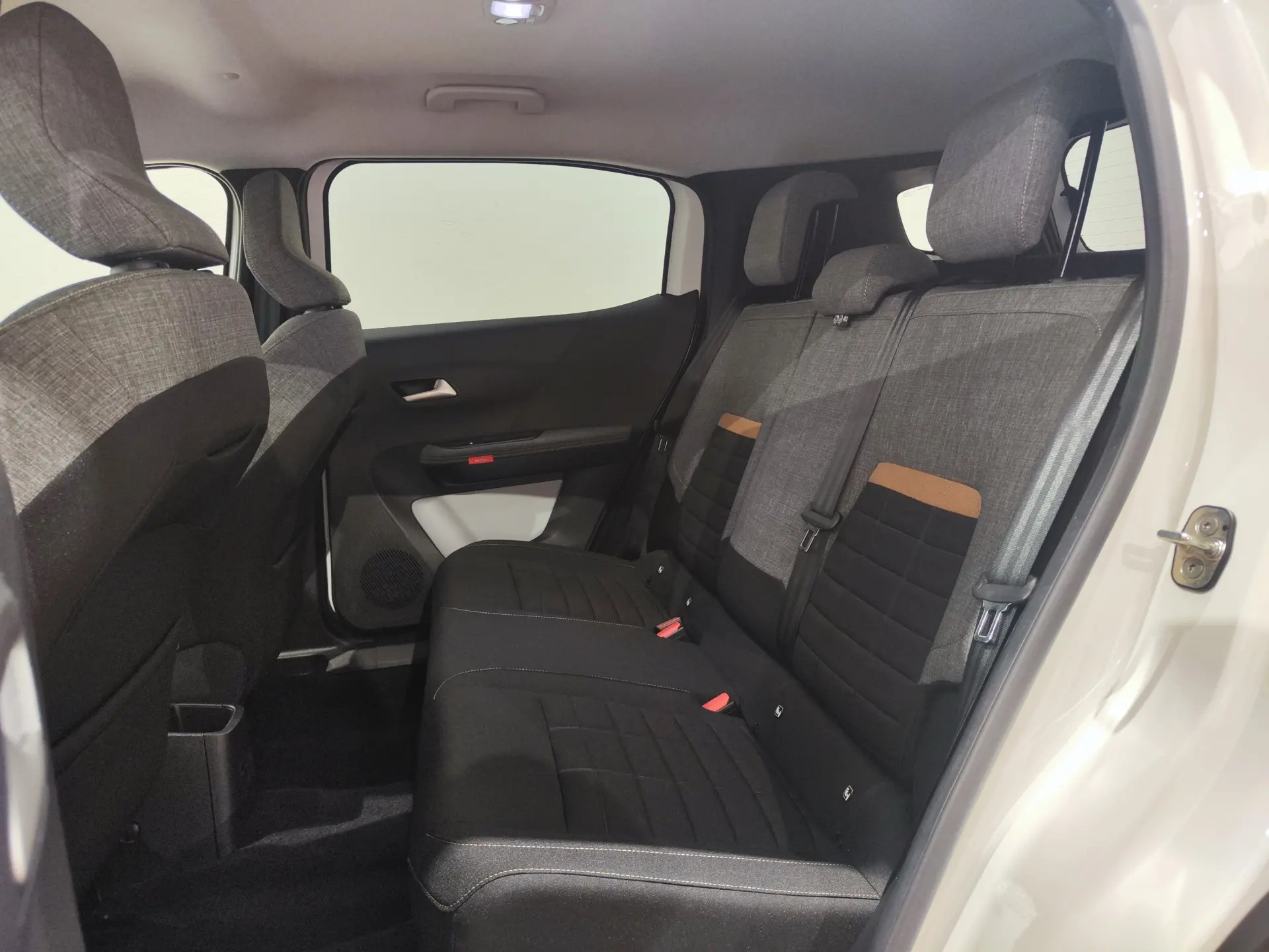 Citroen C3 Aircross 1.2 PureTech Plus 10