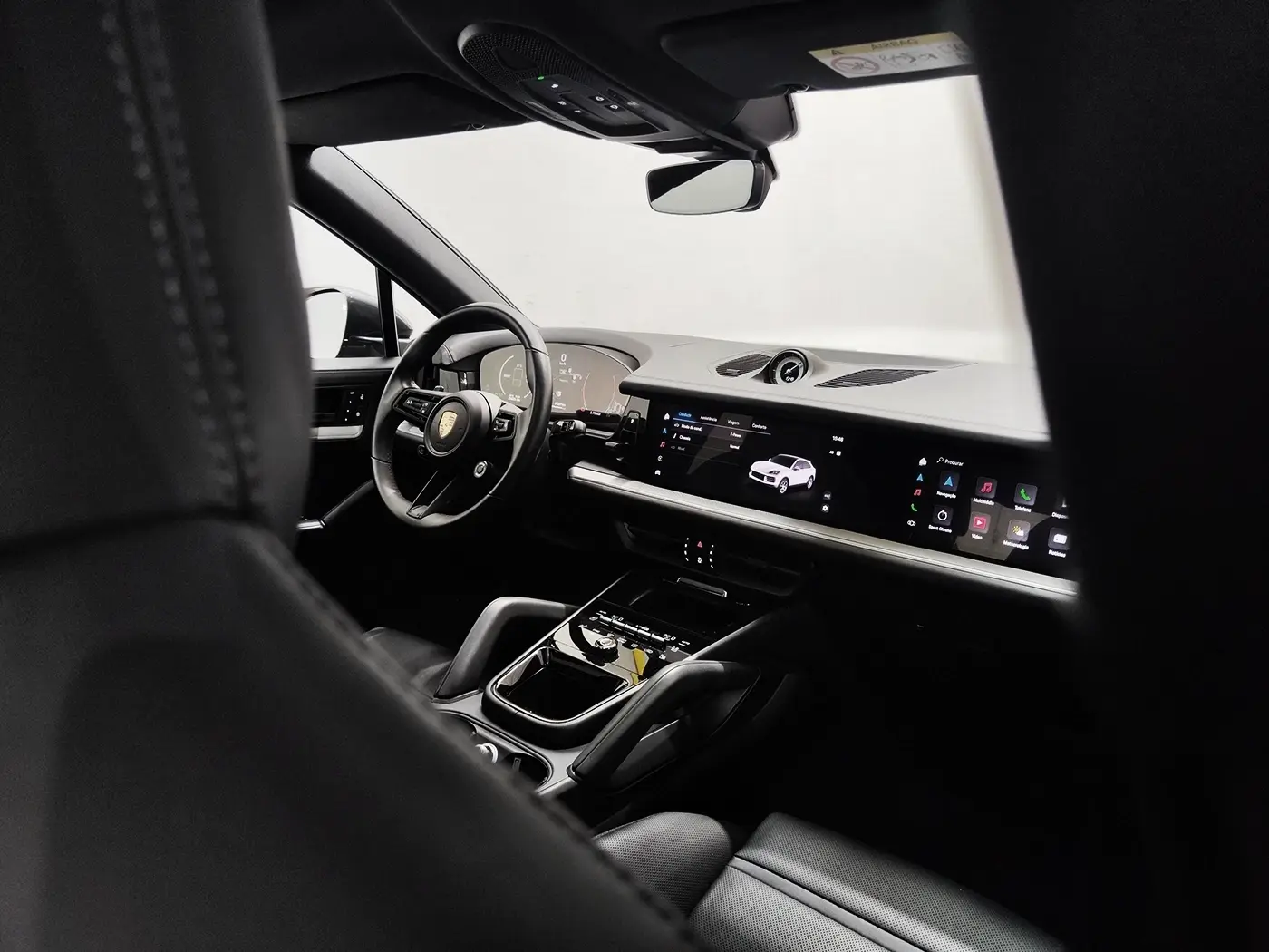 Porsche Cayenne Coupé E-Hybrid 37