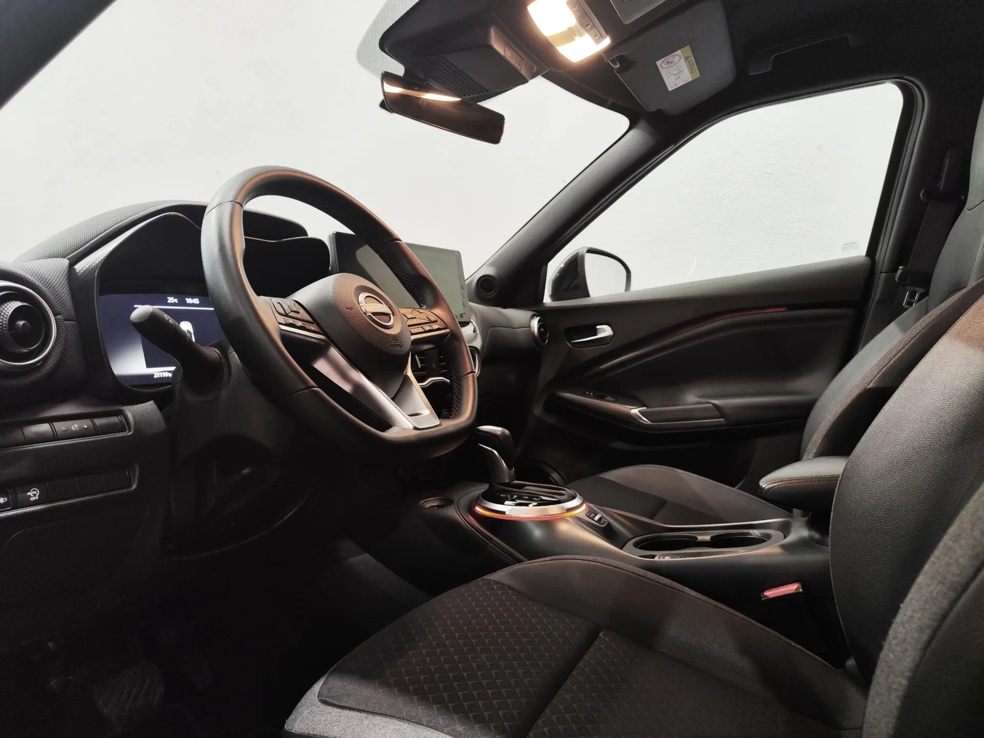 Nissan Juke 1.0 DIG-T N-Connecta DCT 7