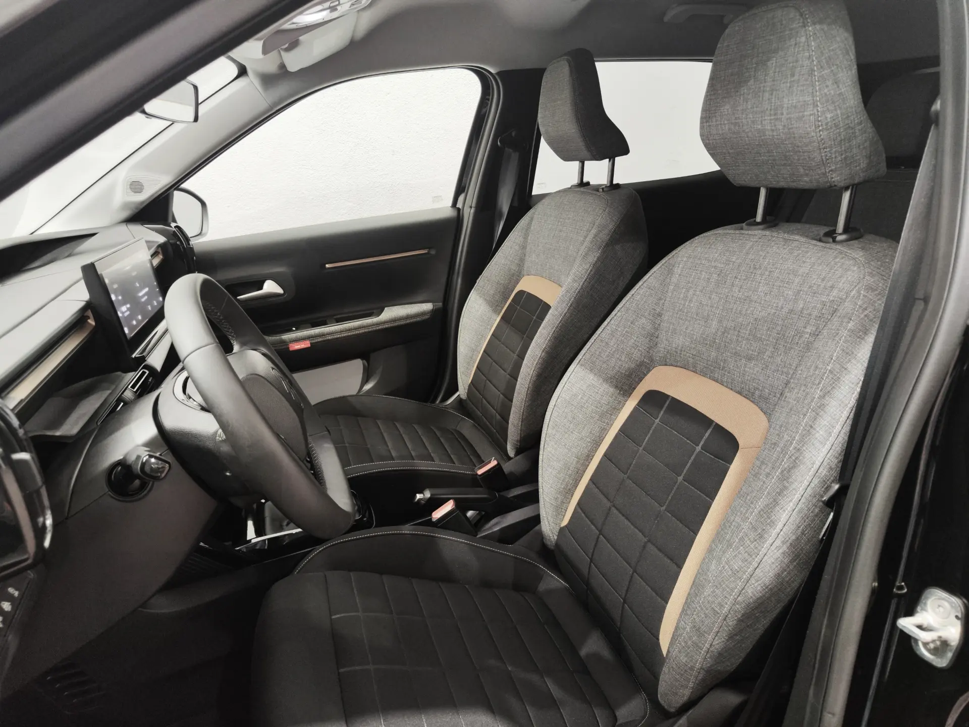 Citroen C3 Aircross 1.2 PureTech Plus 13