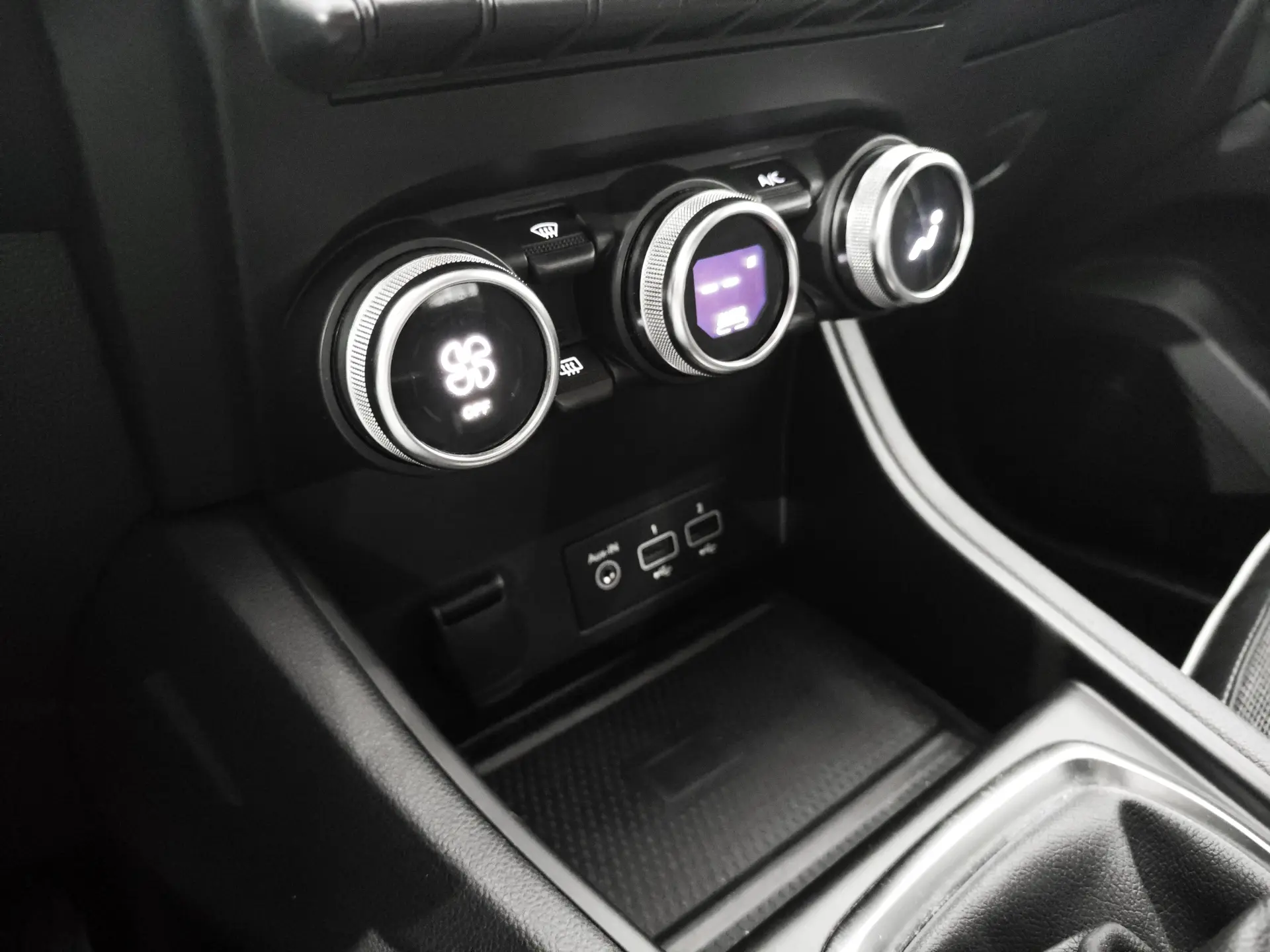 Renault Captur 1.0 TCe Techno 13