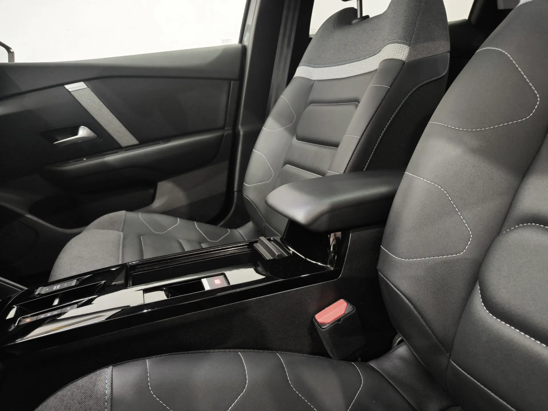 Citroen C4 X 1.2 PureTech Max EAT8 8