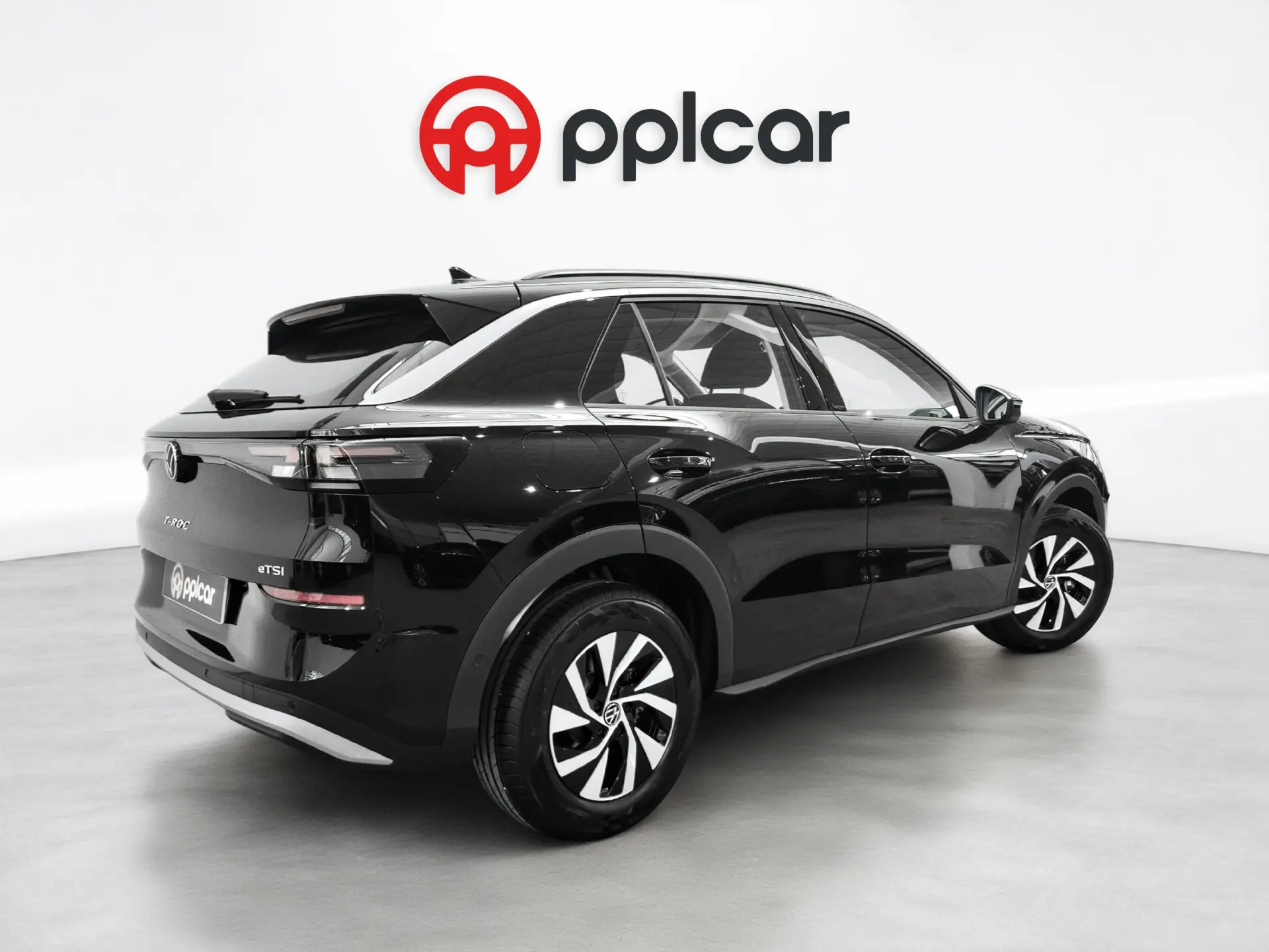 Volkswagen T-Roc 1.5 eTSI Trend DSG 2
