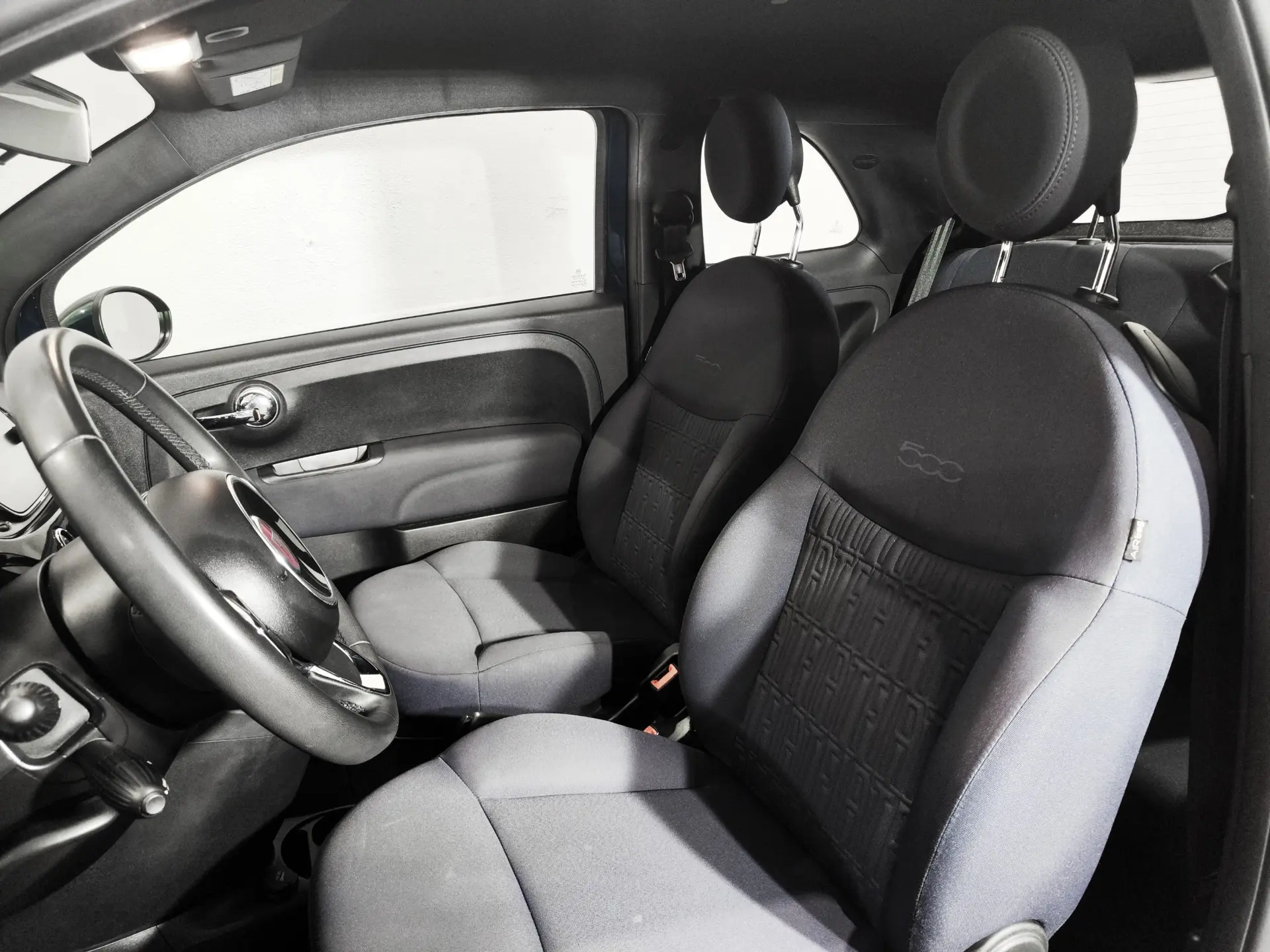 Fiat 500 1.0 Hybrid 8