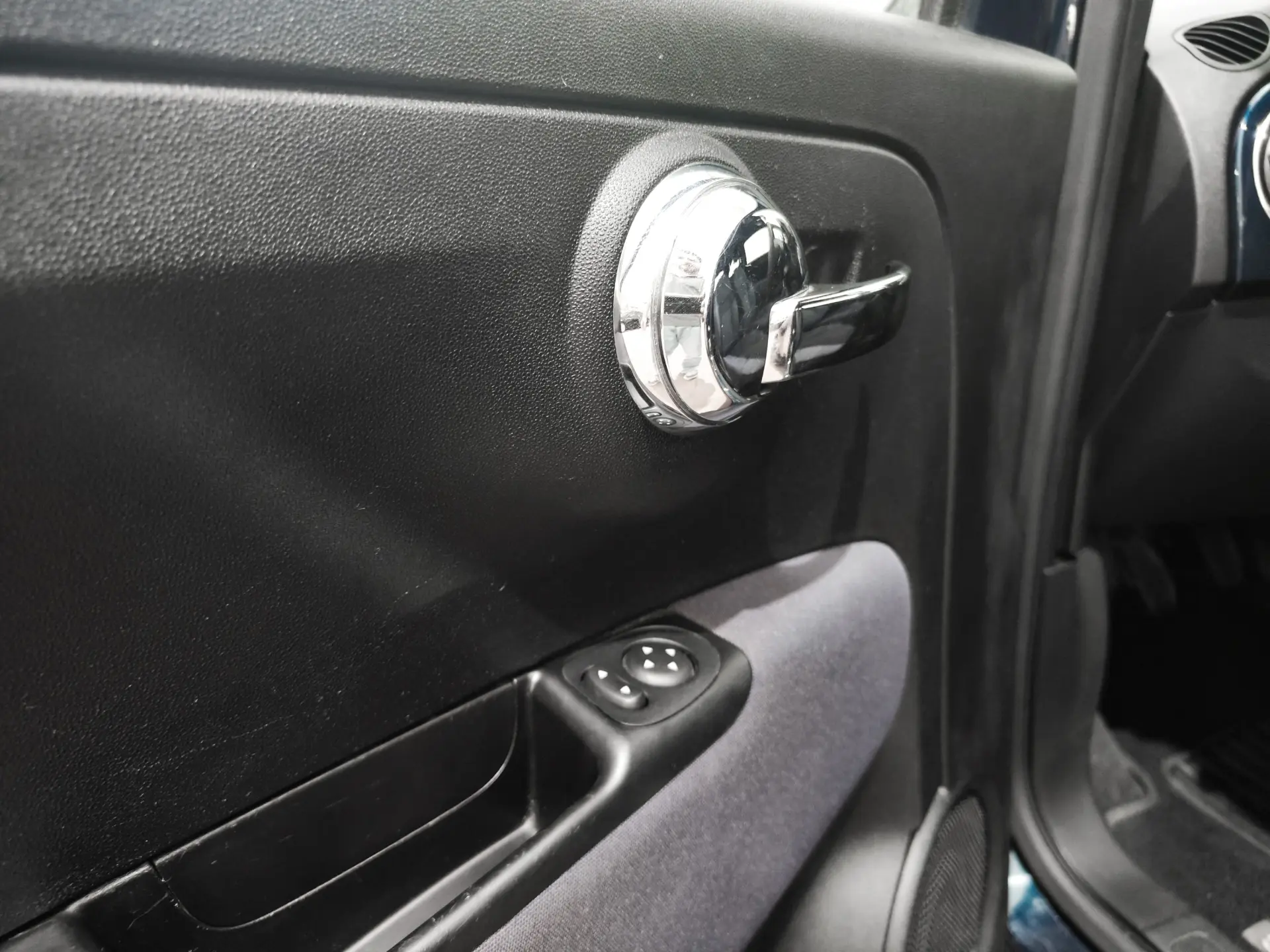 Fiat 500 1.0 Hybrid 8