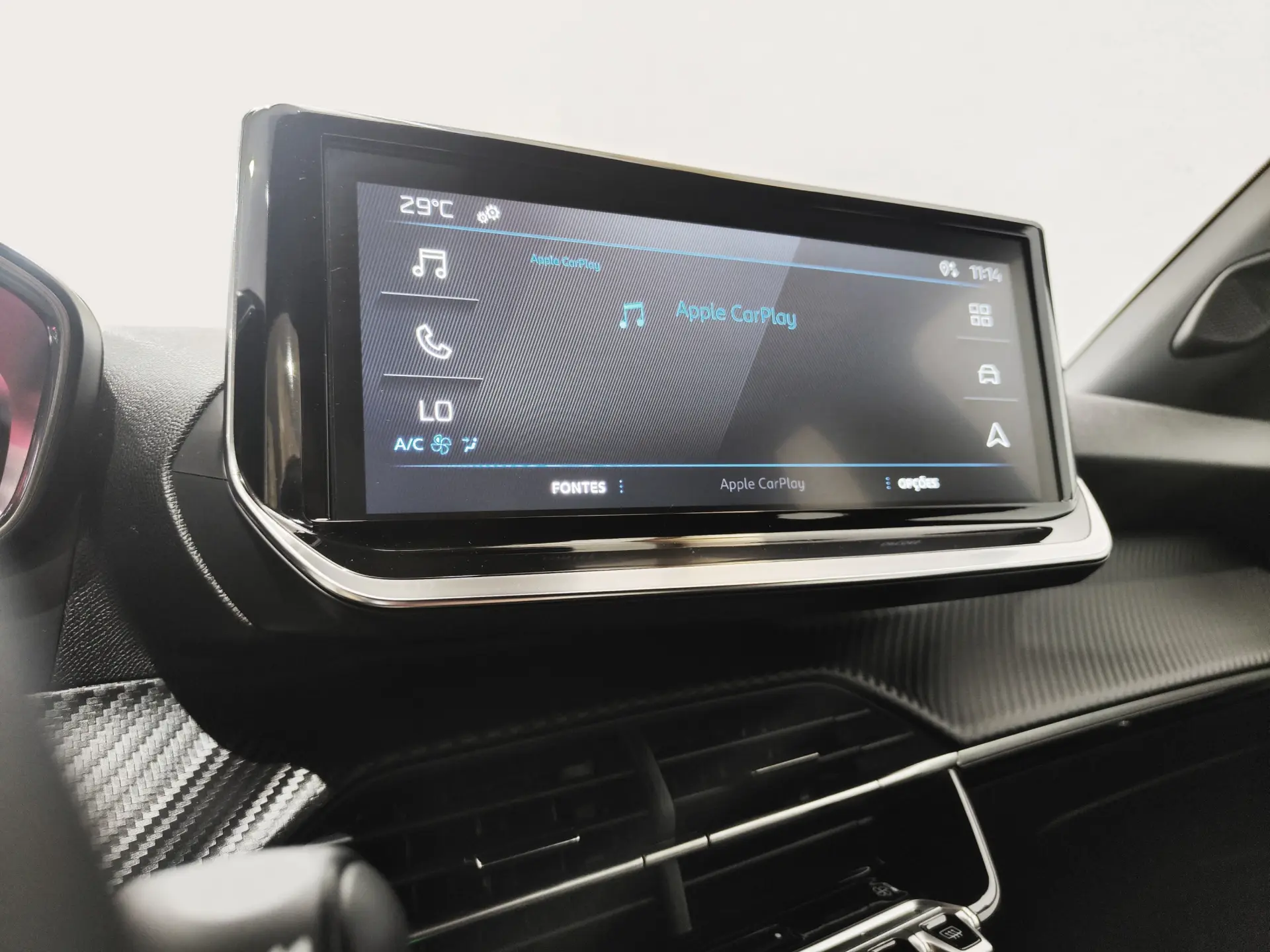 Peugeot 2008 1.2 PureTech Style 17