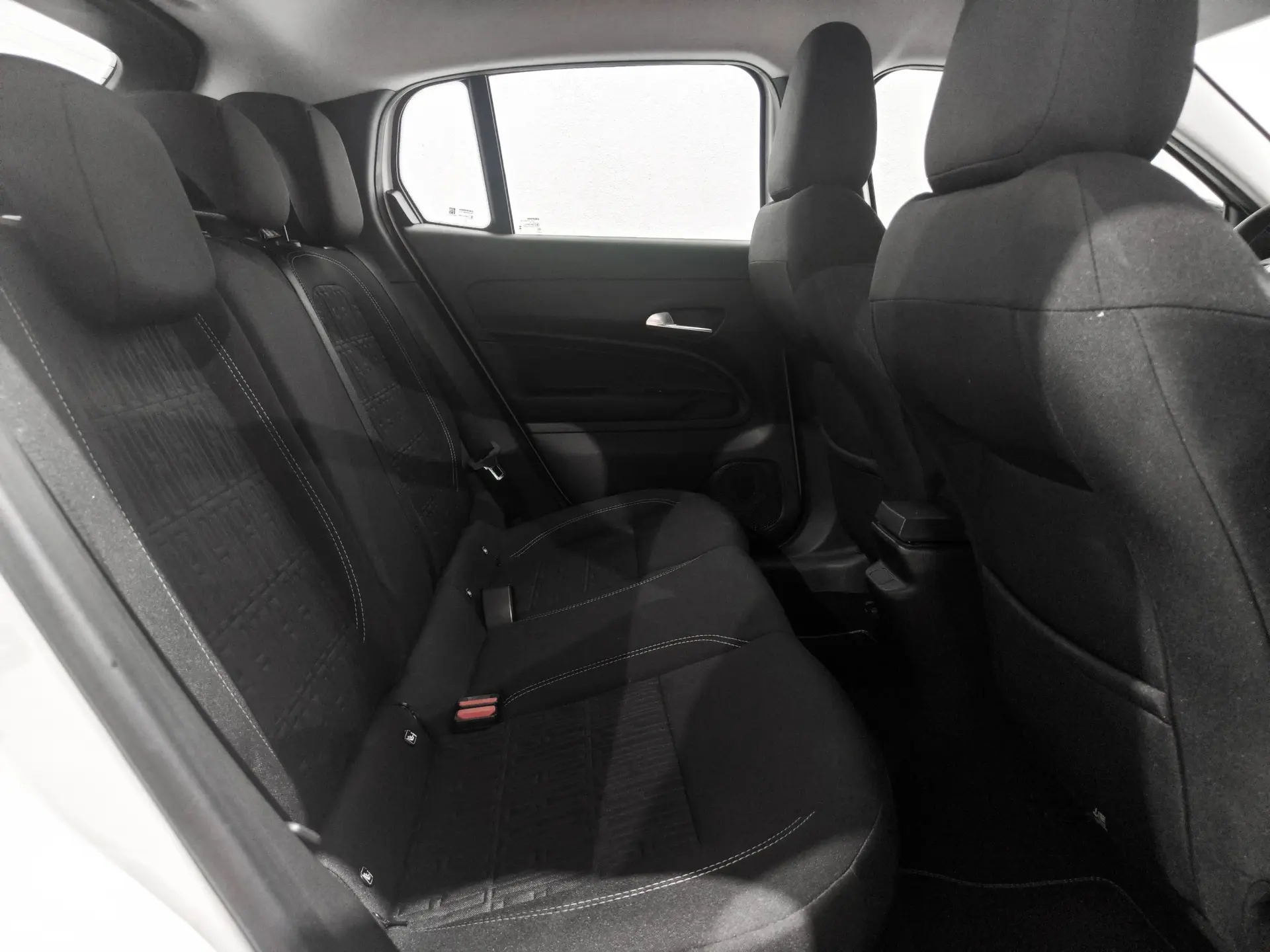 Fiat 600e 54 kWh (RED) 33