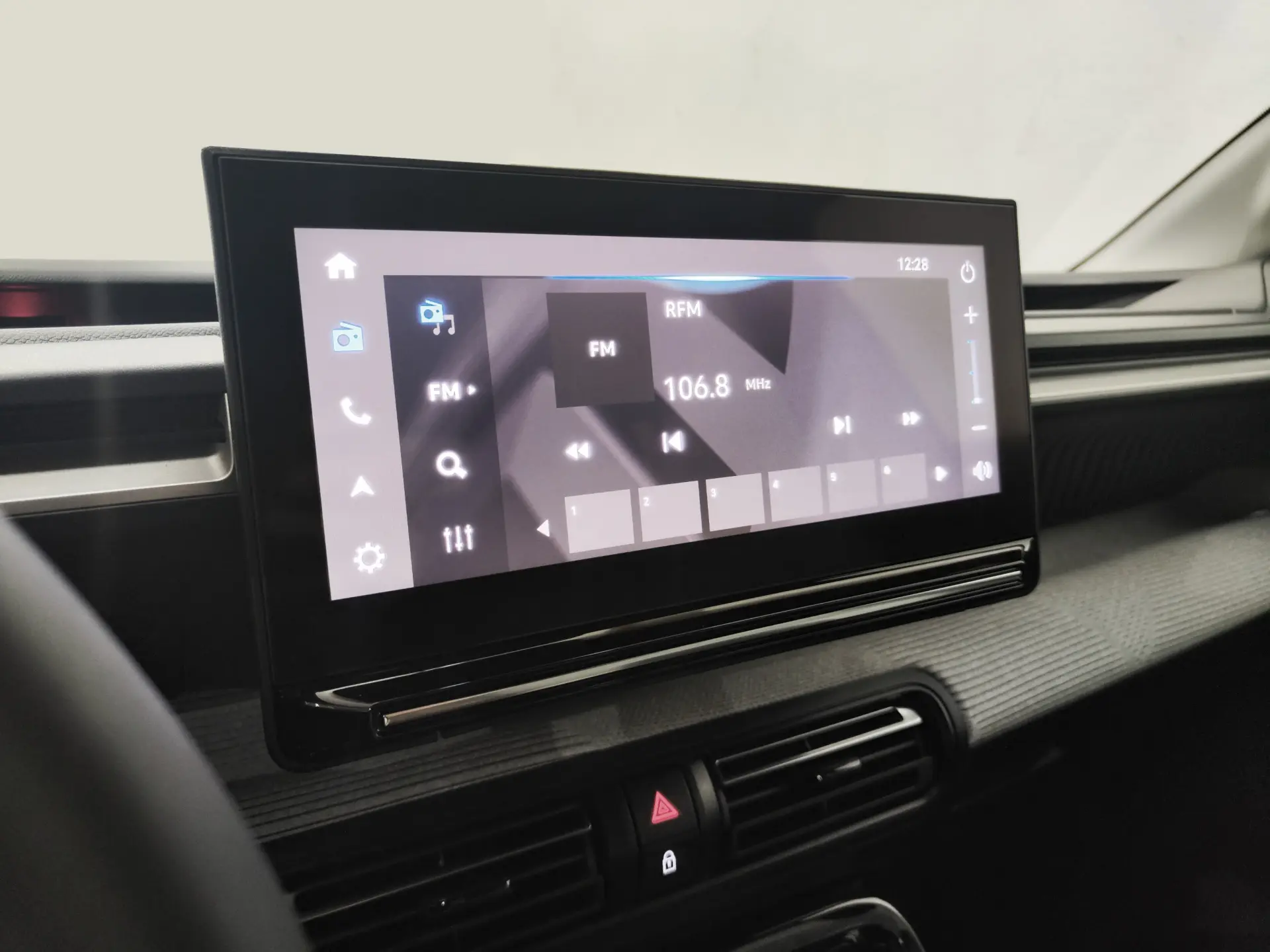 Citroen e-C3 44 kWh Autonomia Conforto Max 19