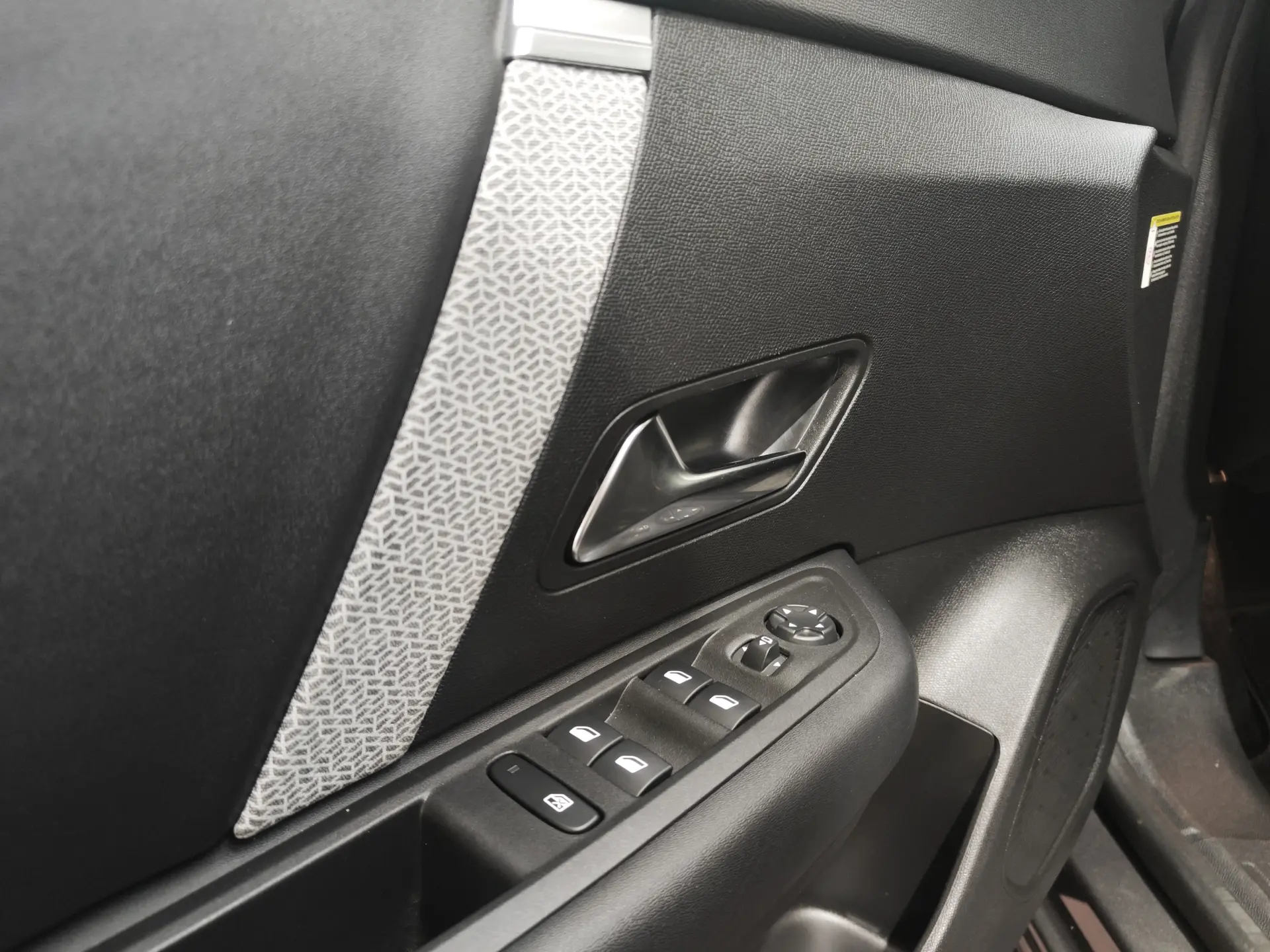 Citroen C4 X 1.2 PureTech Max EAT8 7