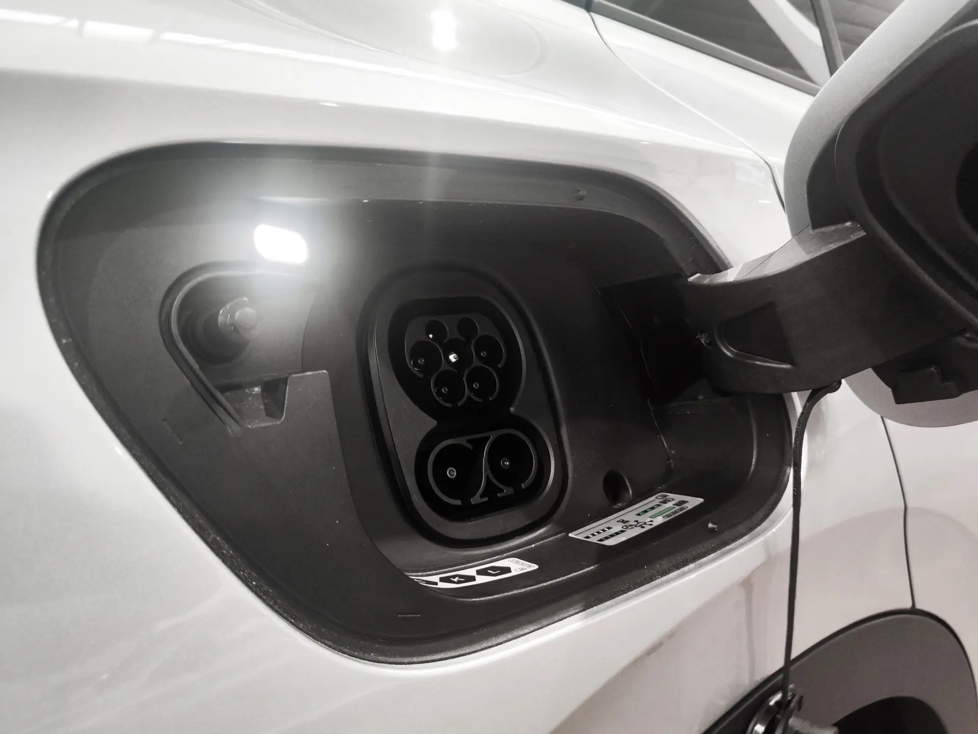Volkswagen ID.4 79 kWh Pro 28