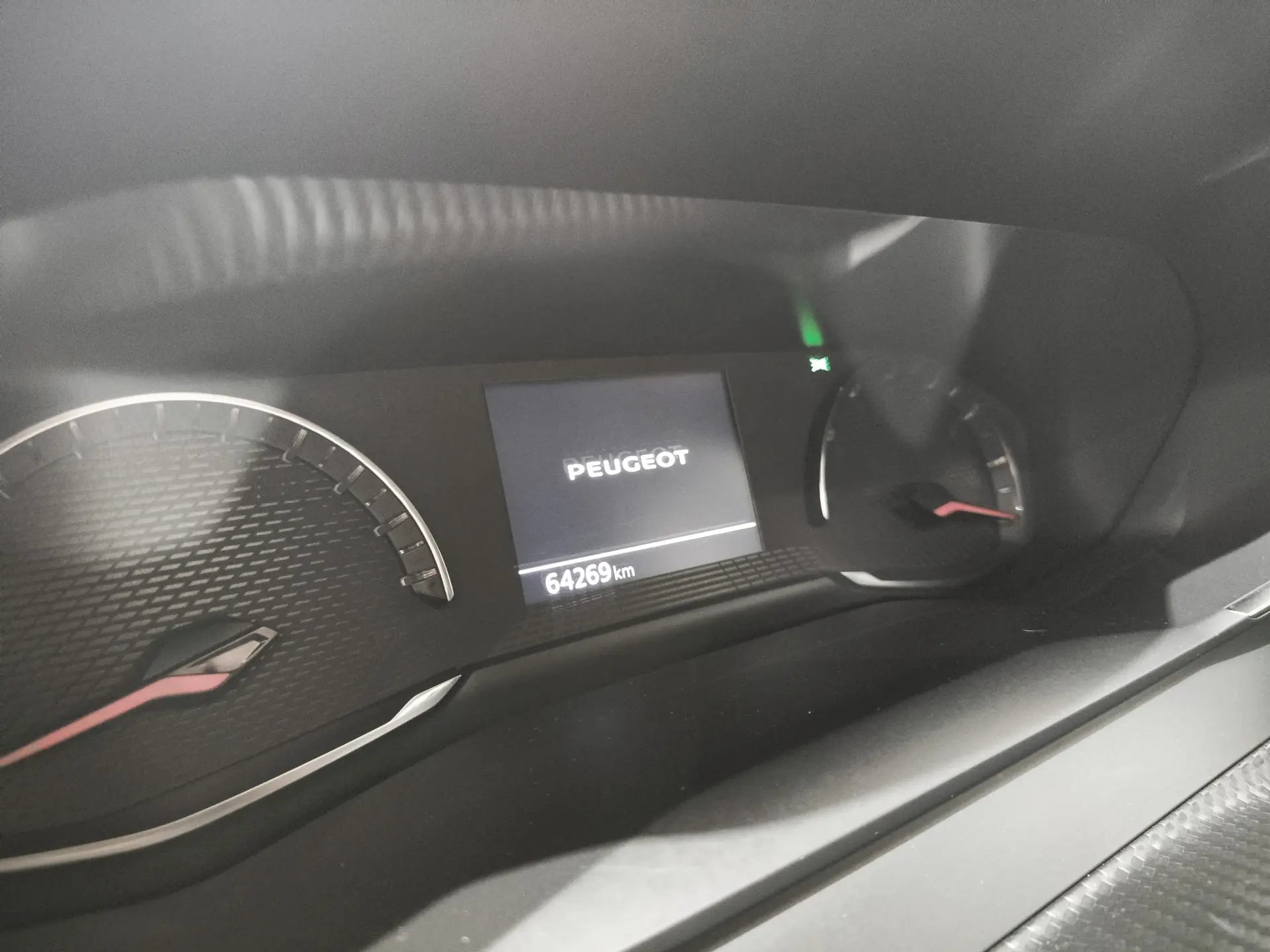 Peugeot 208 1.2 PureTech Active Pack 13