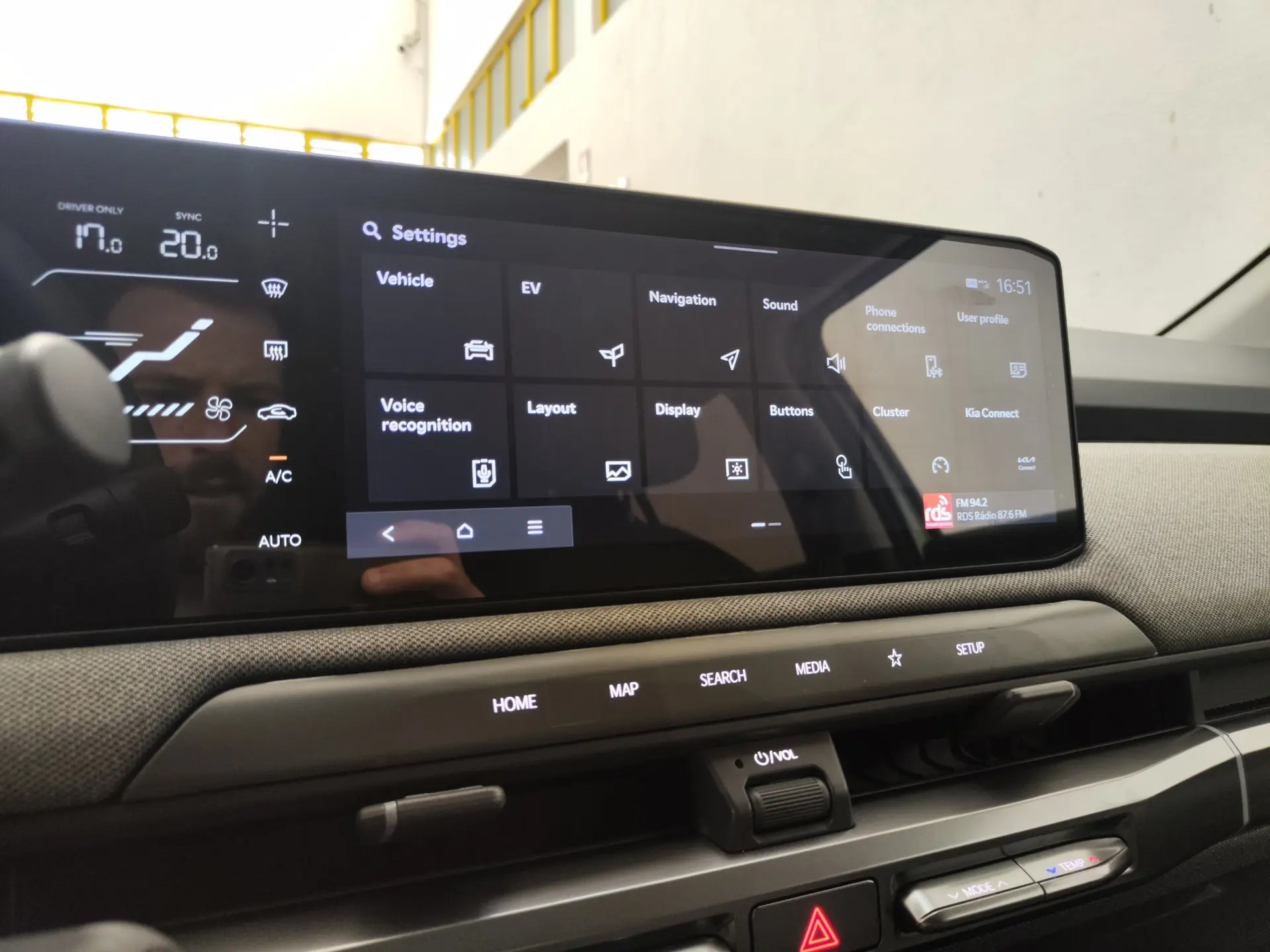 Kia EV3 81.4 kWh Tech 24