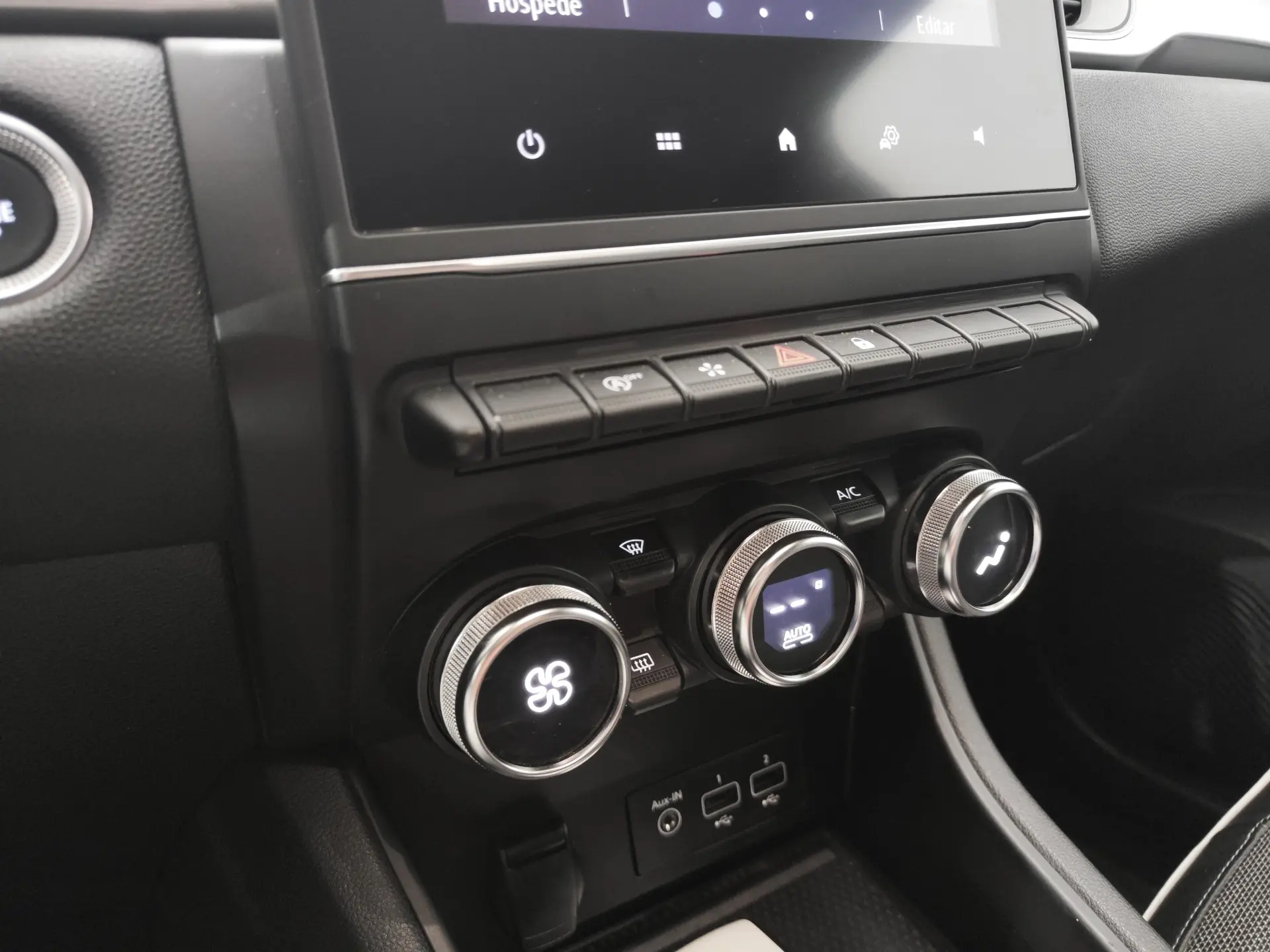 Renault Captur 1.0 TCe Techno 16