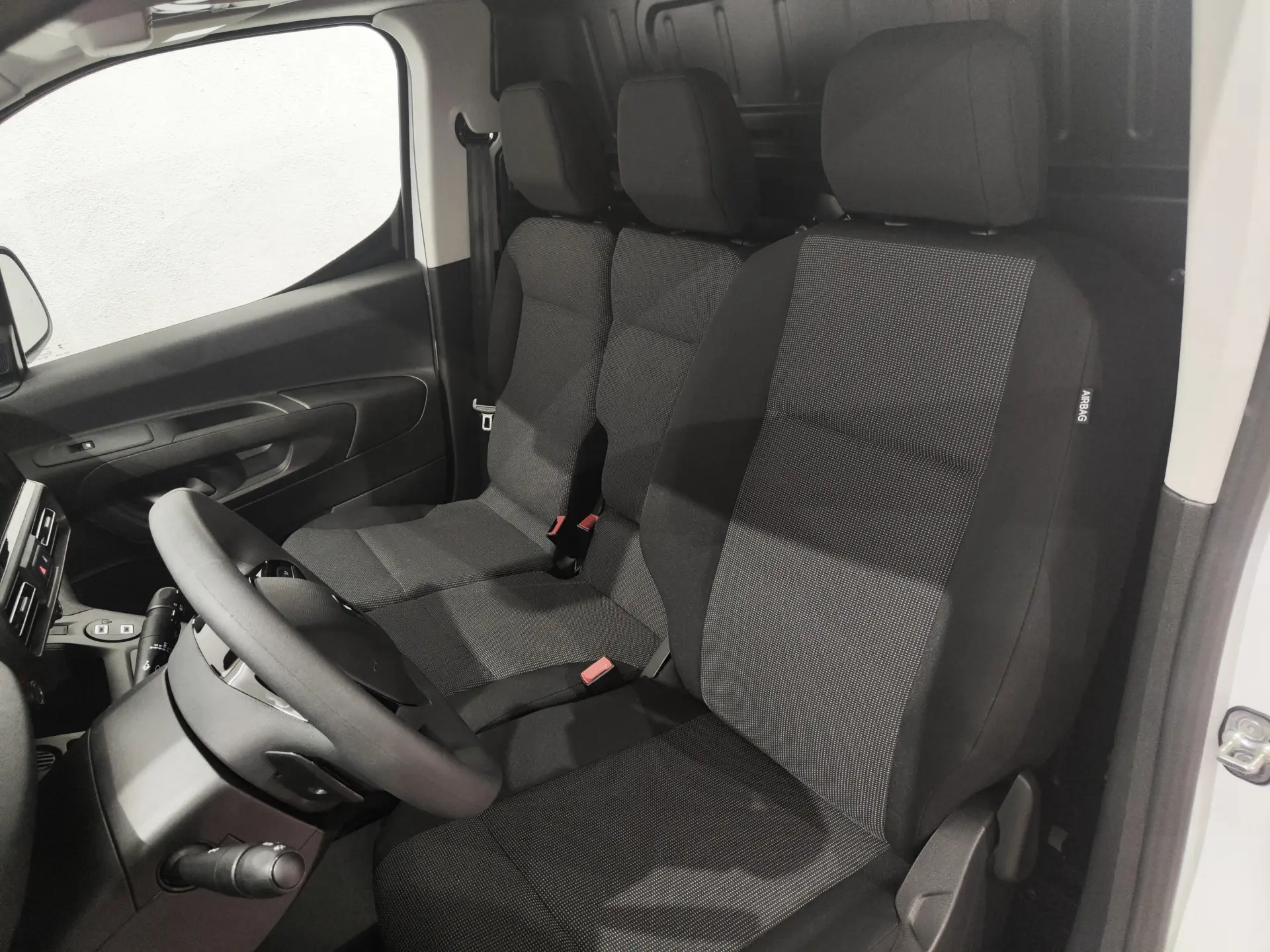Peugeot e-Partner XL Eletrico 136cv - Bateria 50kwh 10