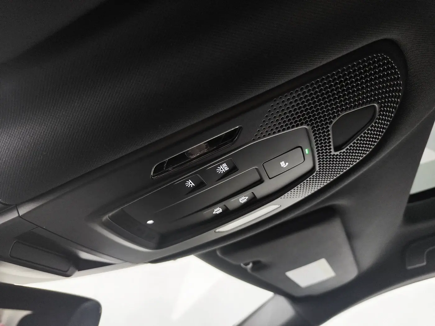 Porsche Cayenne Coupé E-Hybrid 33