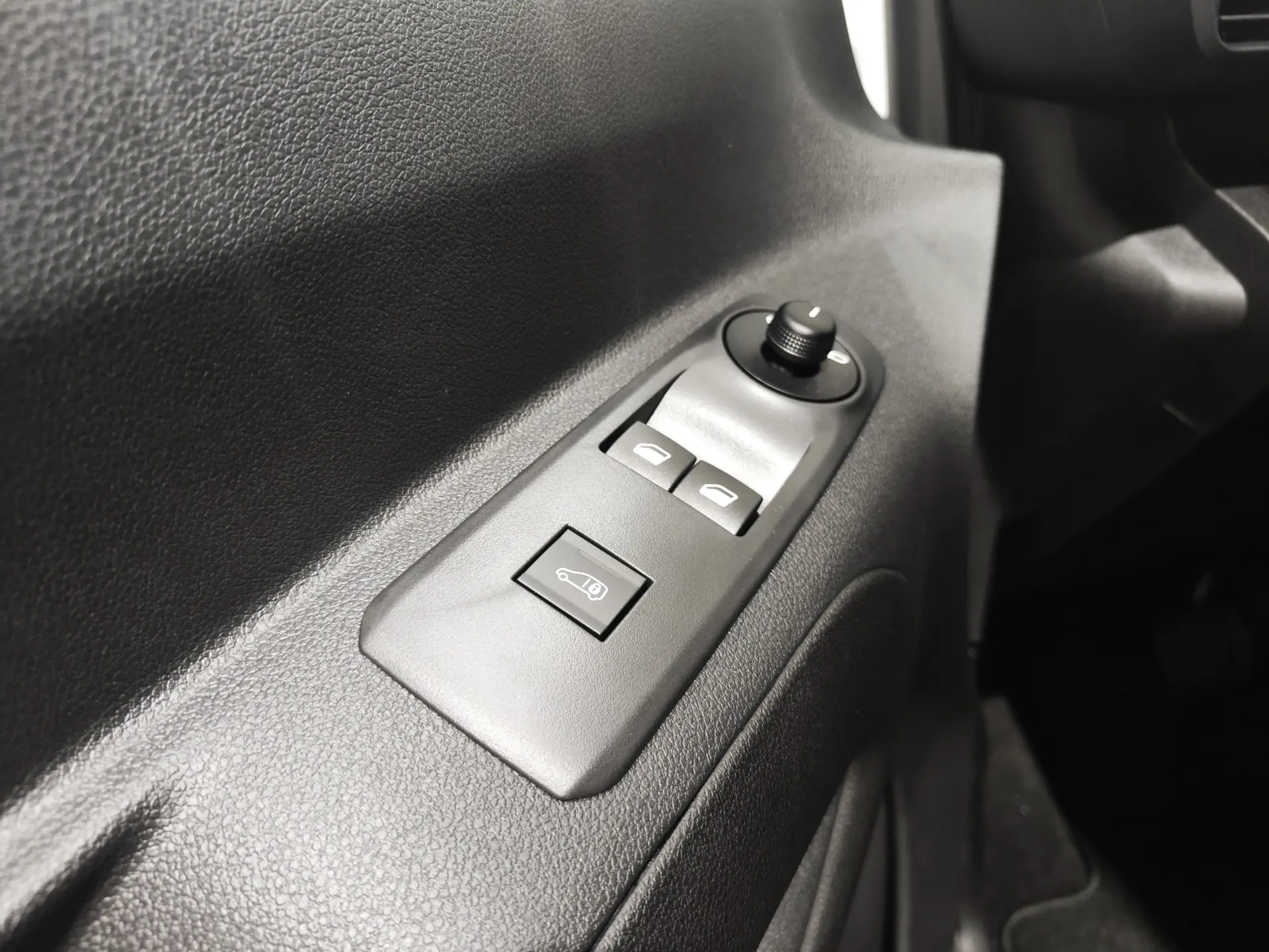 Peugeot e-Partner XL Eletrico 136cv - Bateria 50kwh 8