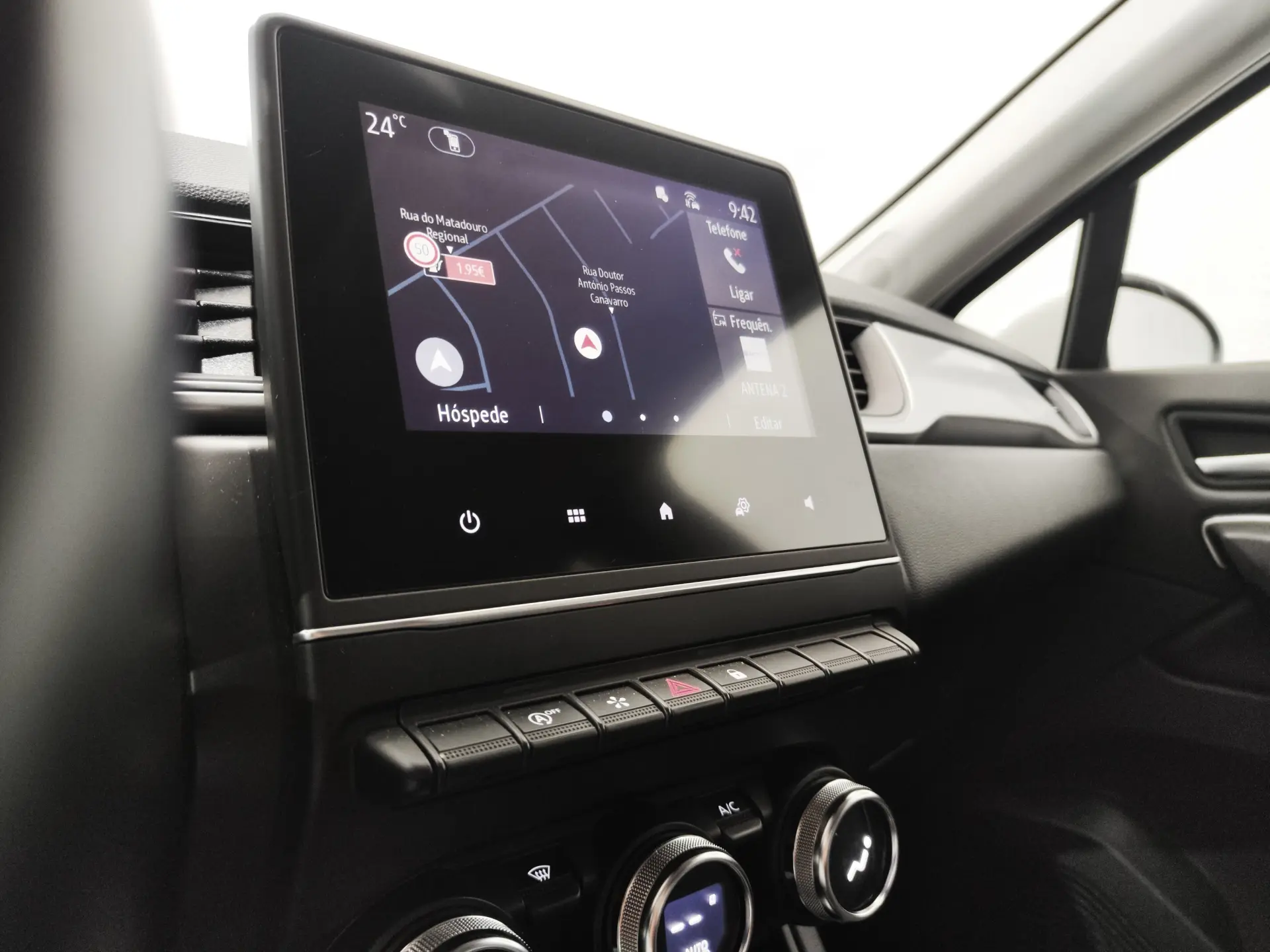 Renault Captur 1.0 TCe Techno 18