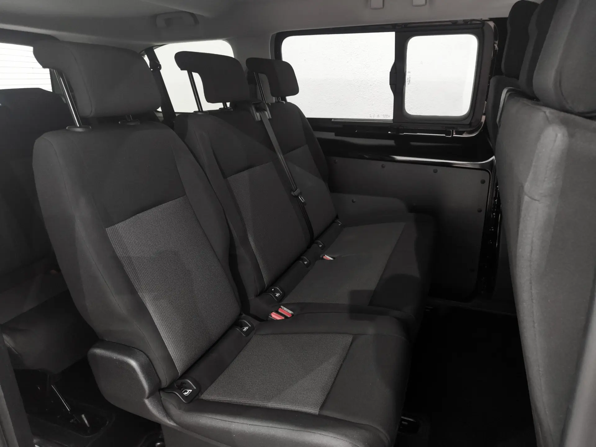 Opel Vivaro-e 75 kWh L2H1 27