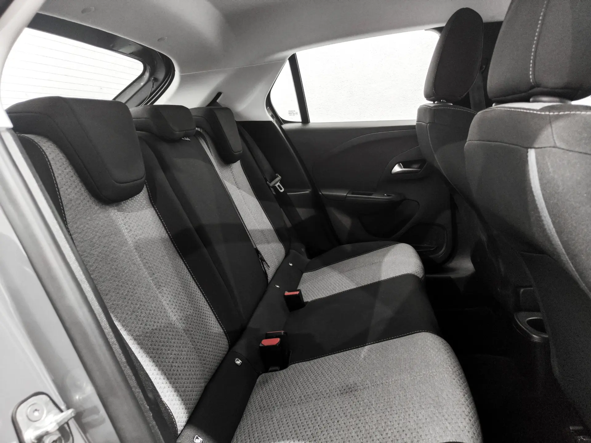 Opel Corsa-e 50 kWh 28