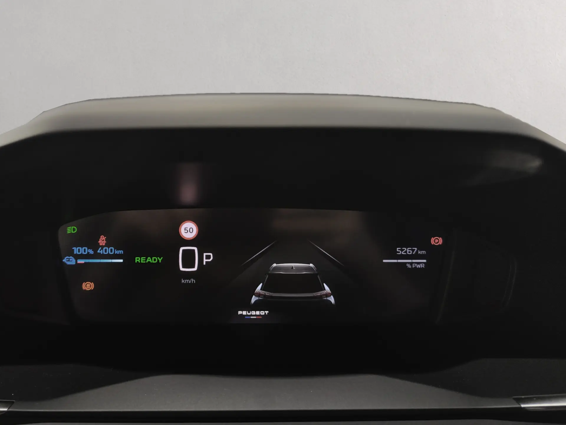 Peugeot e-2008 54 kWh Allure 11