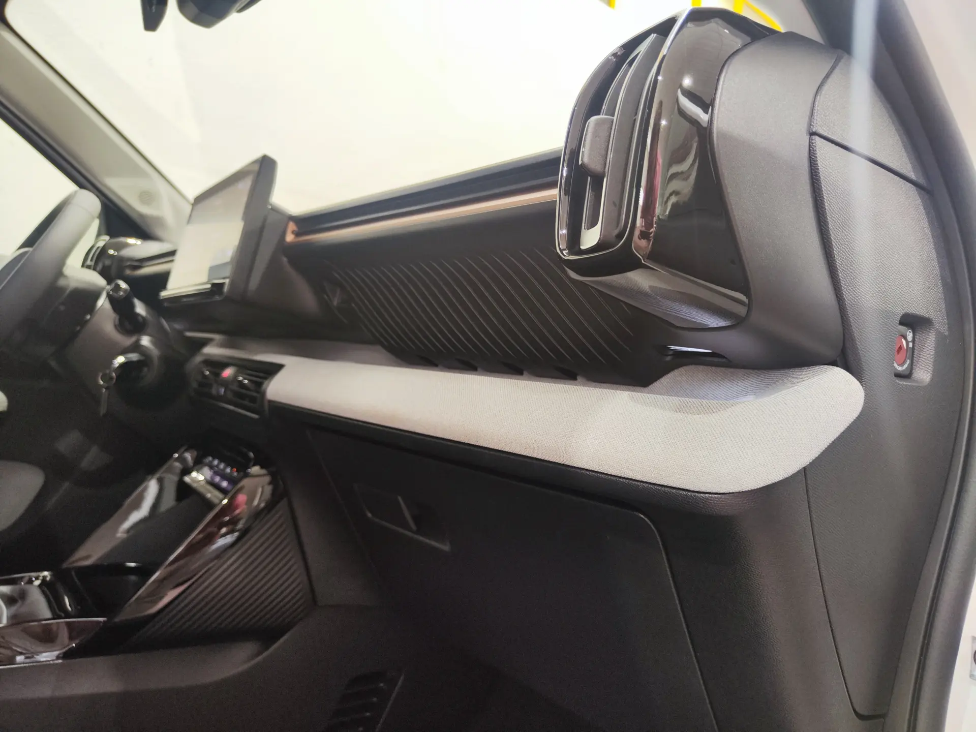 Citroen C3 Aircross 1.2 PureTech Plus 34