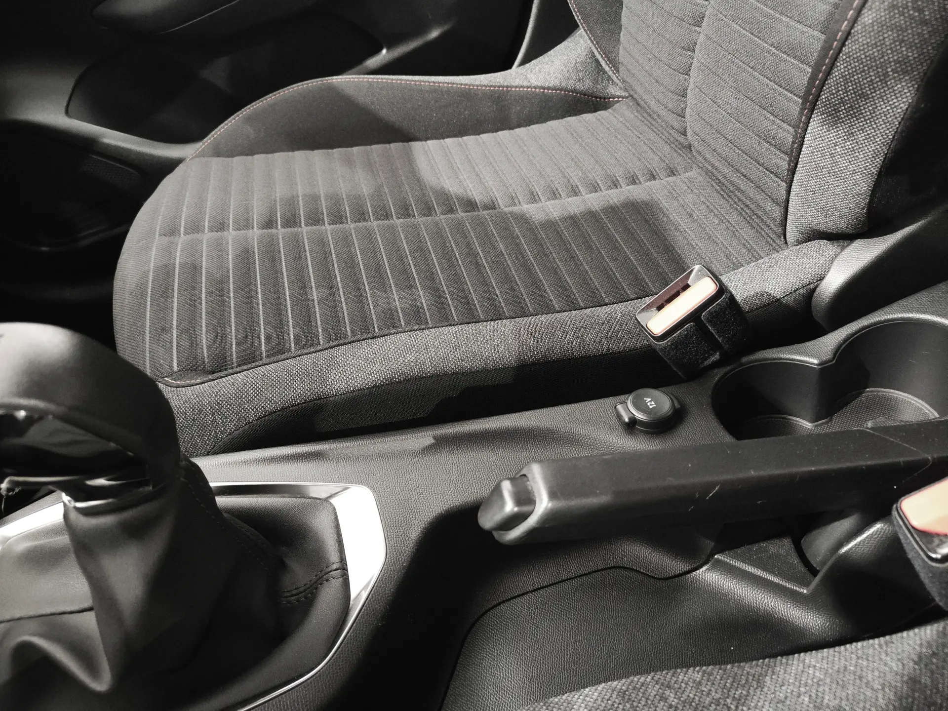 Peugeot 208 1.2 PureTech Active Pack 16