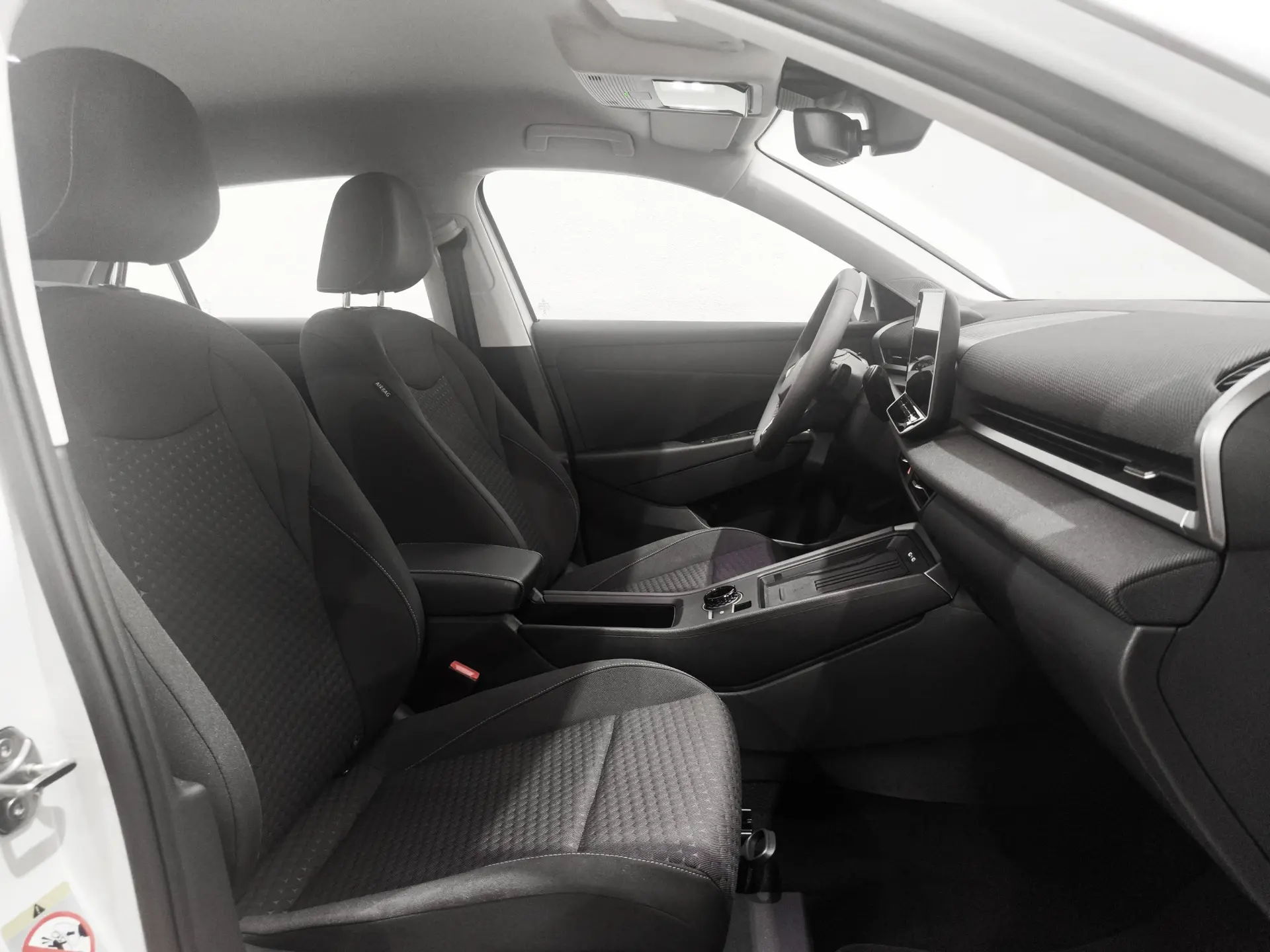 Volkswagen T-Roc 1.5 eTSI Trend DSG 25