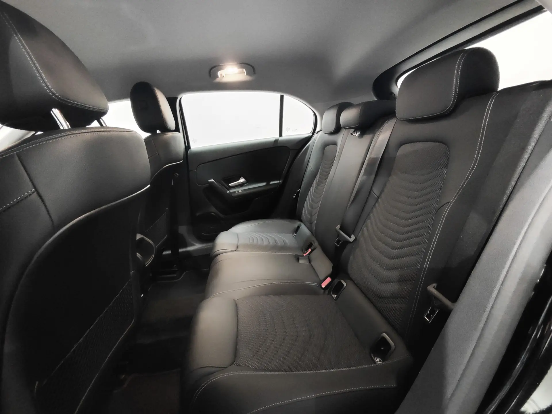 Mercedes-Benz A 200 Standard 12