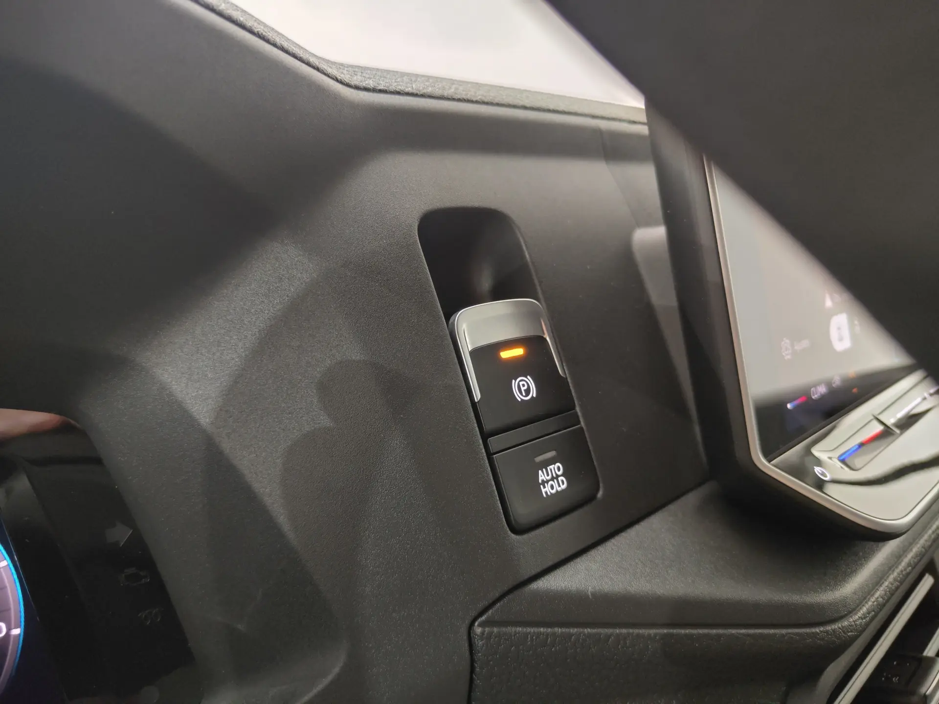 Volkswagen Crafter 35 2.0 TDI L3H3 34