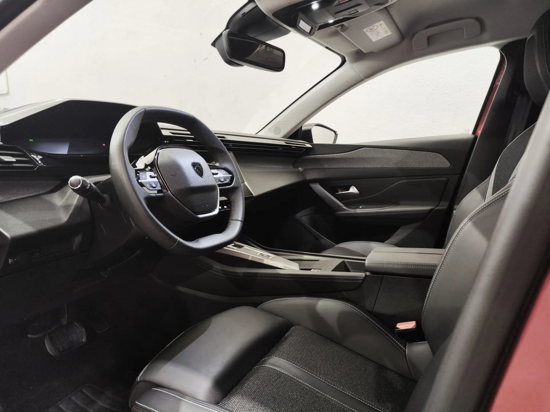 Peugeot 308 SW 1.2 PureTech Allure EAT8 14