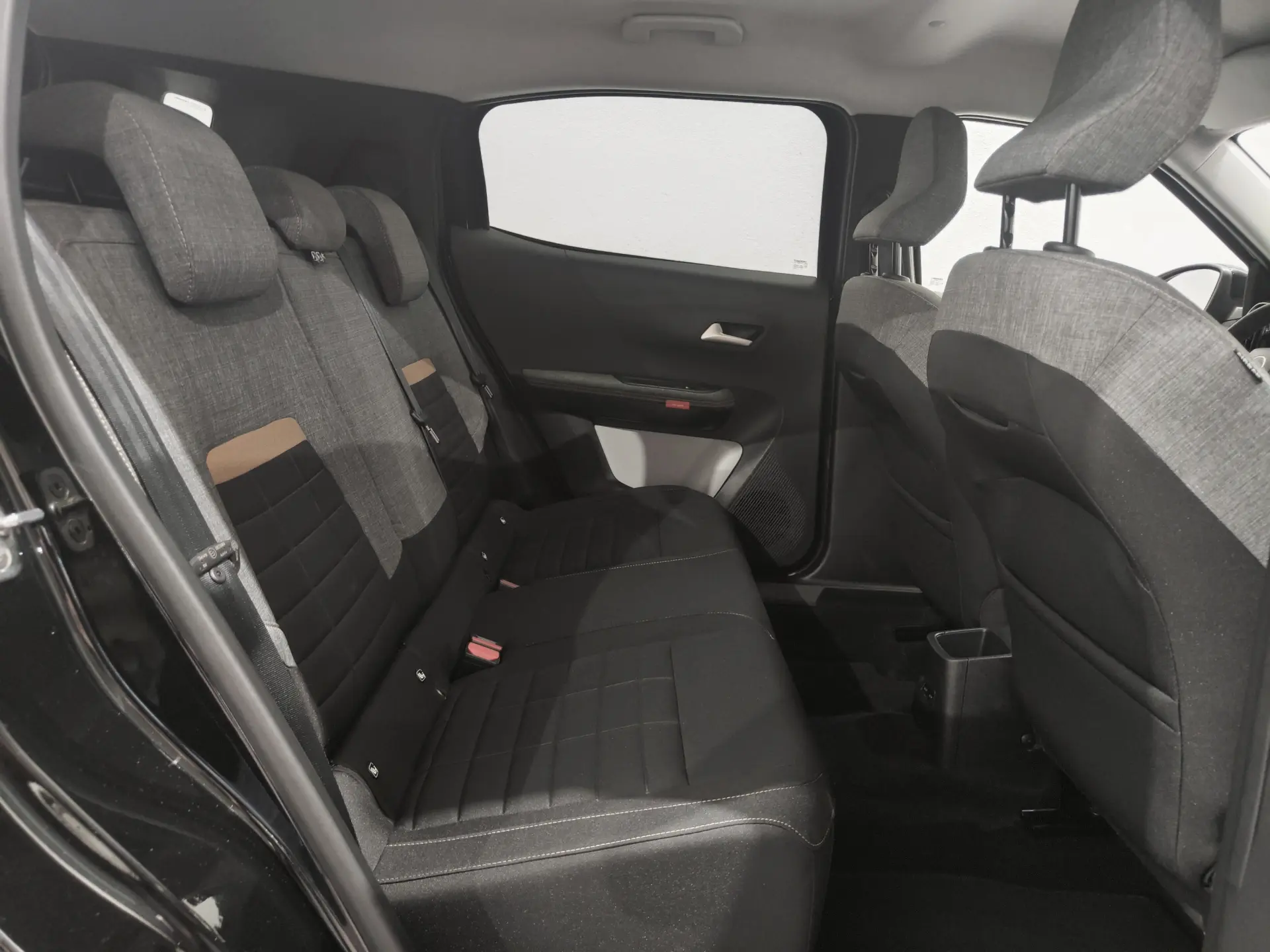 Citroen C3 Aircross 1.2 PureTech Plus 26