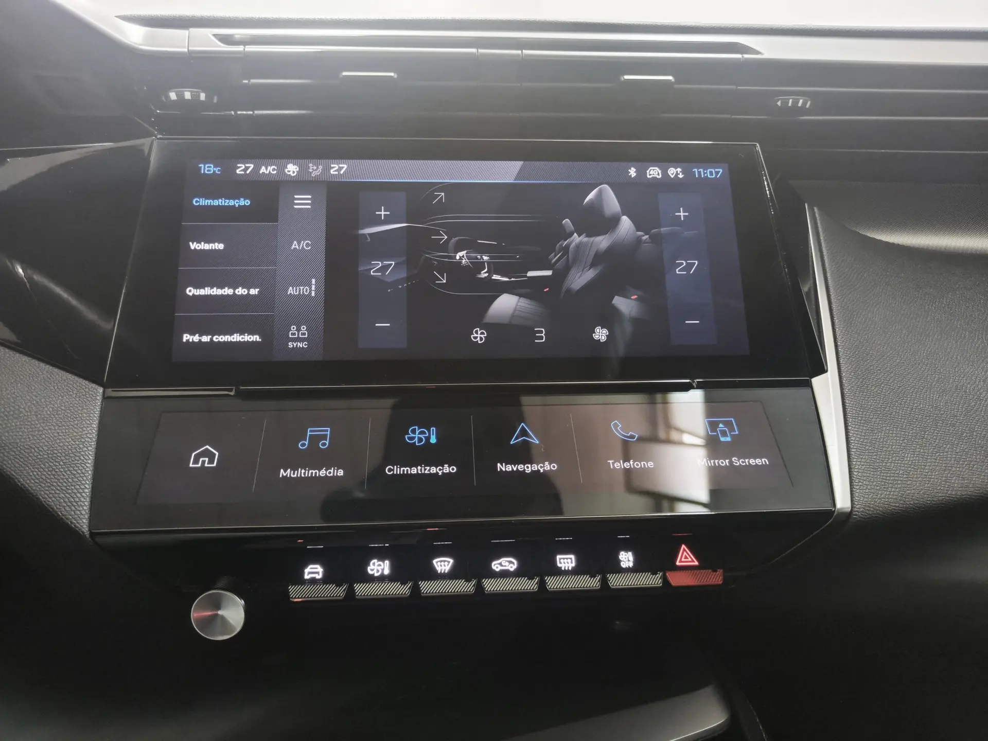Peugeot 408 1.6 Hybrid GT e-EAT8 21