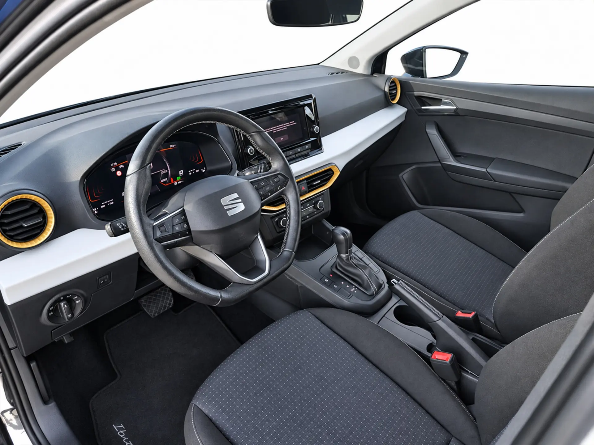 SEAT Ibiza 1.0 TSI Style DSG 3