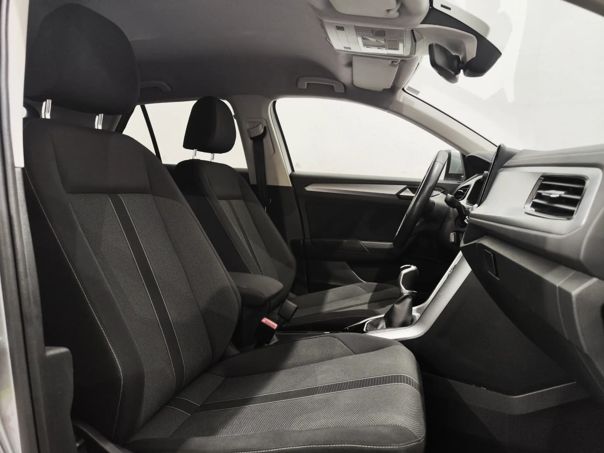 Volkswagen T-Roc 1.0 TSI 6